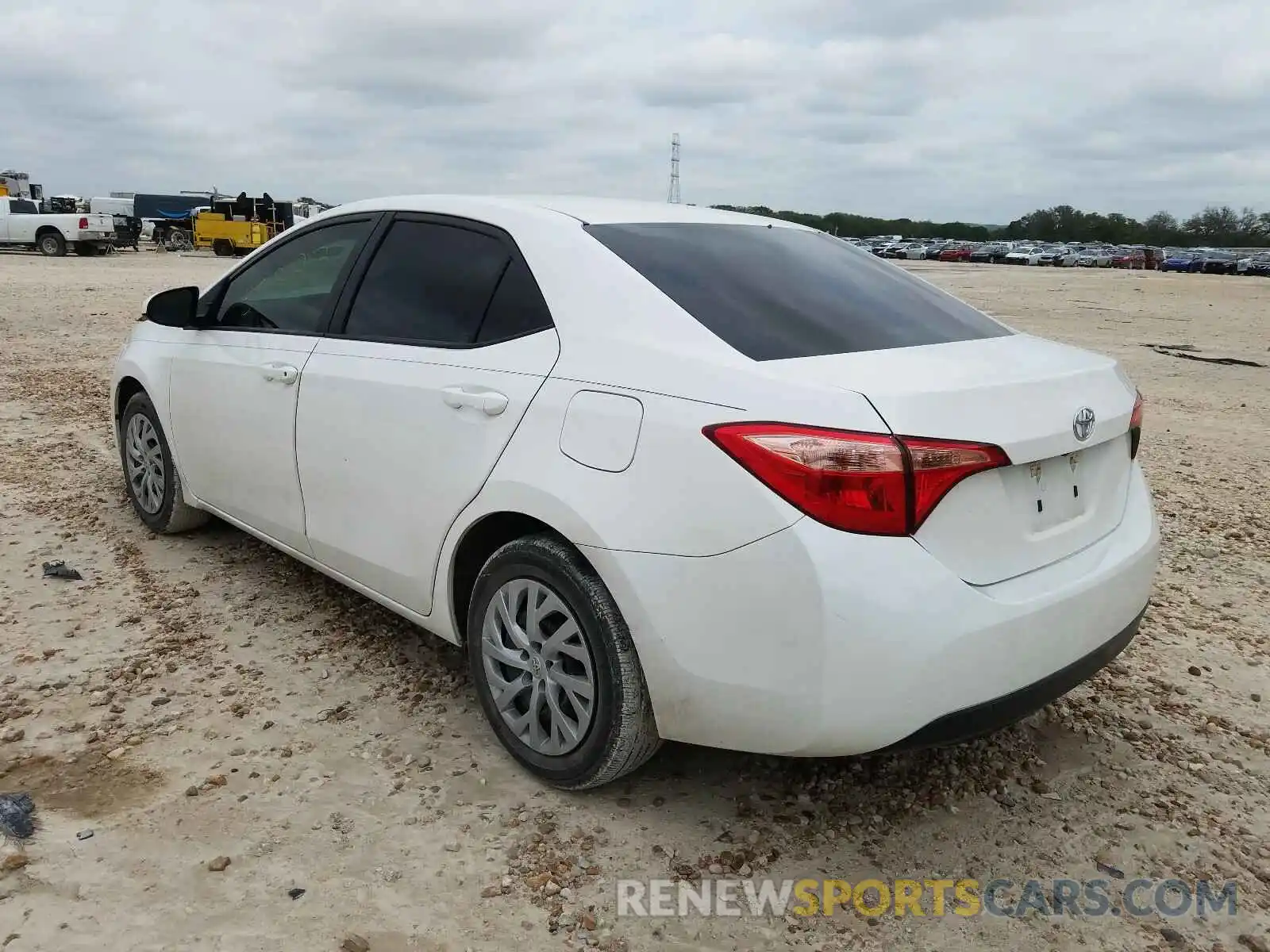 3 Photograph of a damaged car 5YFBURHE2KP898532 TOYOTA COROLLA 2019