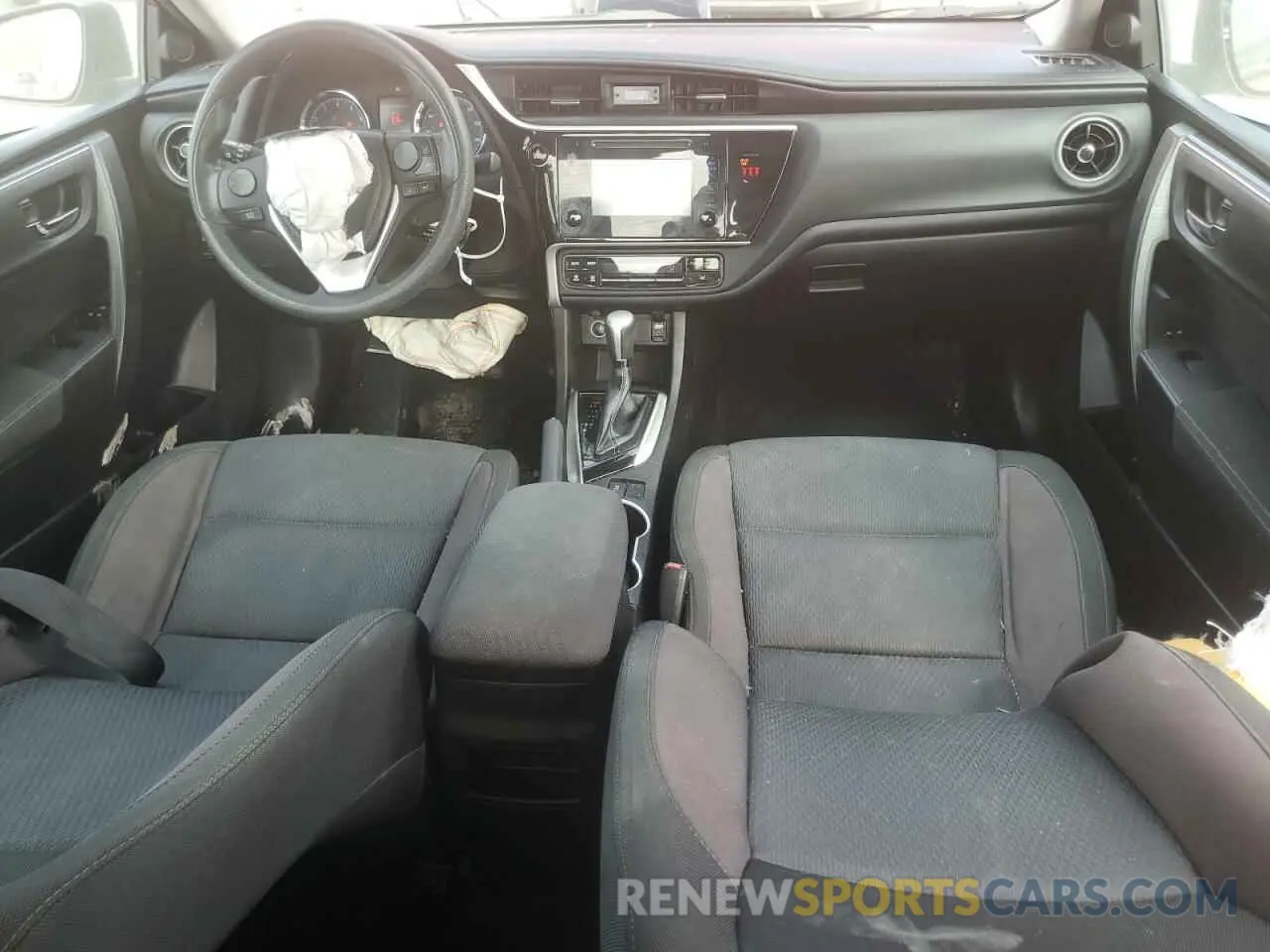 8 Photograph of a damaged car 5YFBURHE2KP899518 TOYOTA COROLLA 2019