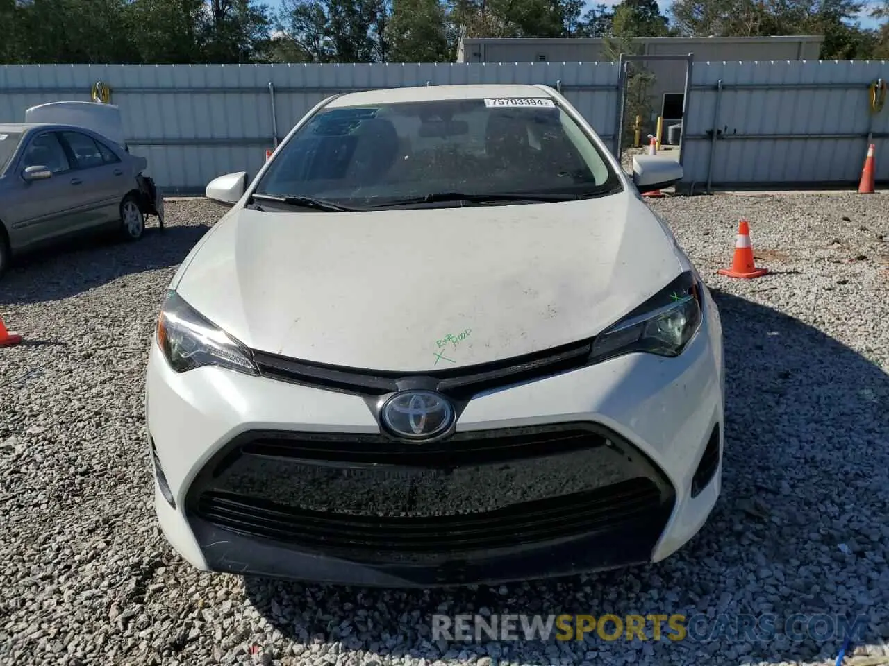5 Photograph of a damaged car 5YFBURHE2KP900246 TOYOTA COROLLA 2019