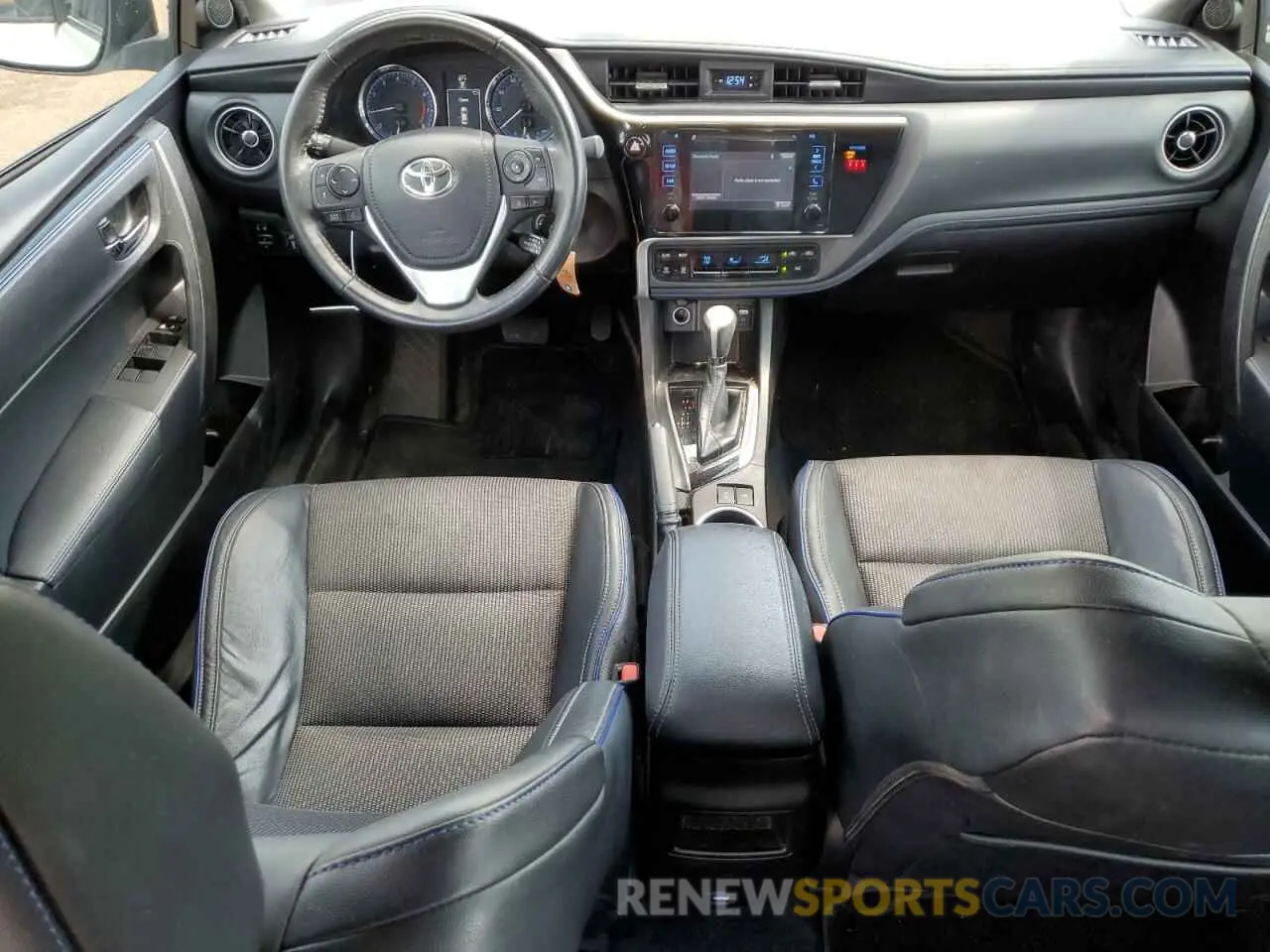8 Photograph of a damaged car 5YFBURHE2KP901297 TOYOTA COROLLA 2019