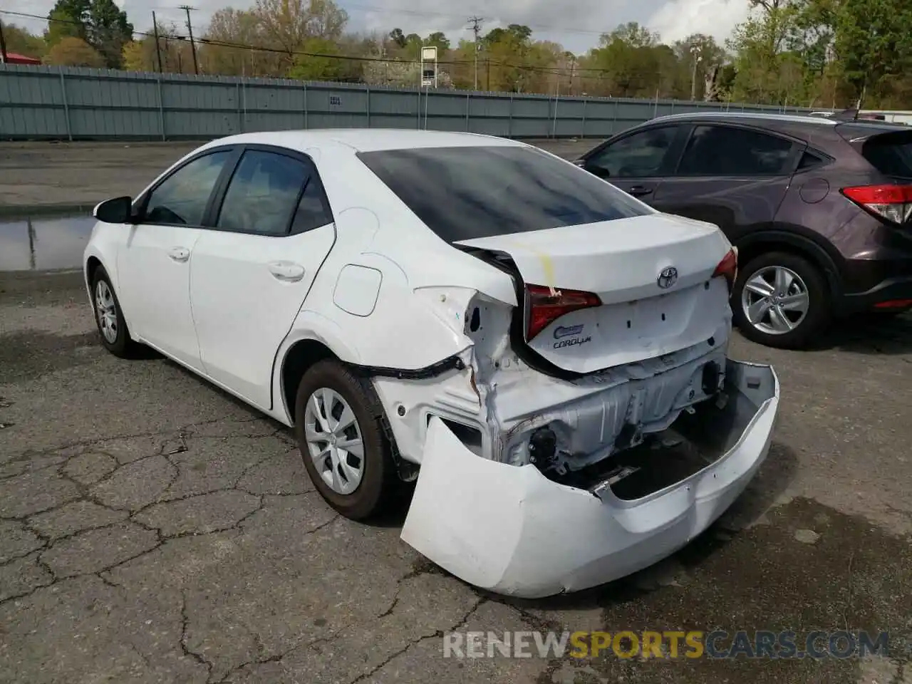 3 Photograph of a damaged car 5YFBURHE2KP901669 TOYOTA COROLLA 2019