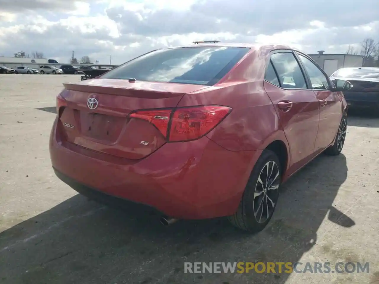 4 Photograph of a damaged car 5YFBURHE2KP902126 TOYOTA COROLLA 2019