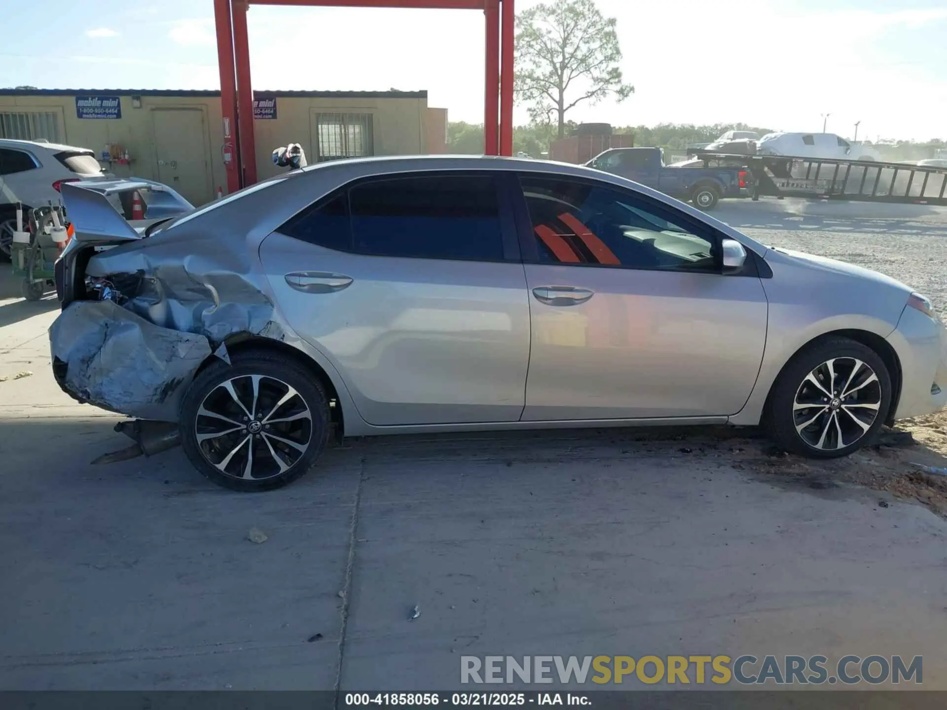 13 Photograph of a damaged car 5YFBURHE2KP902370 TOYOTA COROLLA 2019