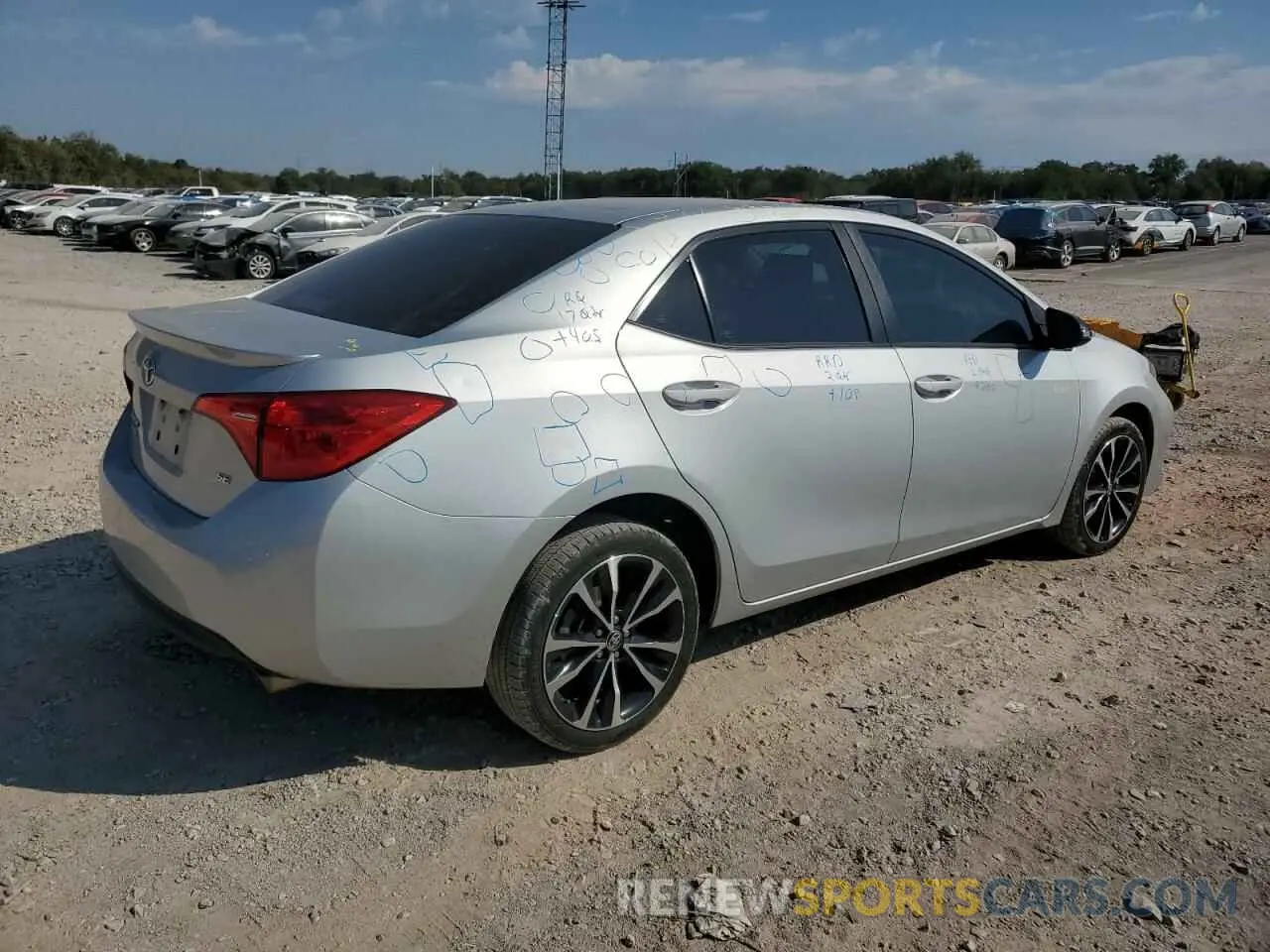 3 Photograph of a damaged car 5YFBURHE2KP905074 TOYOTA COROLLA 2019