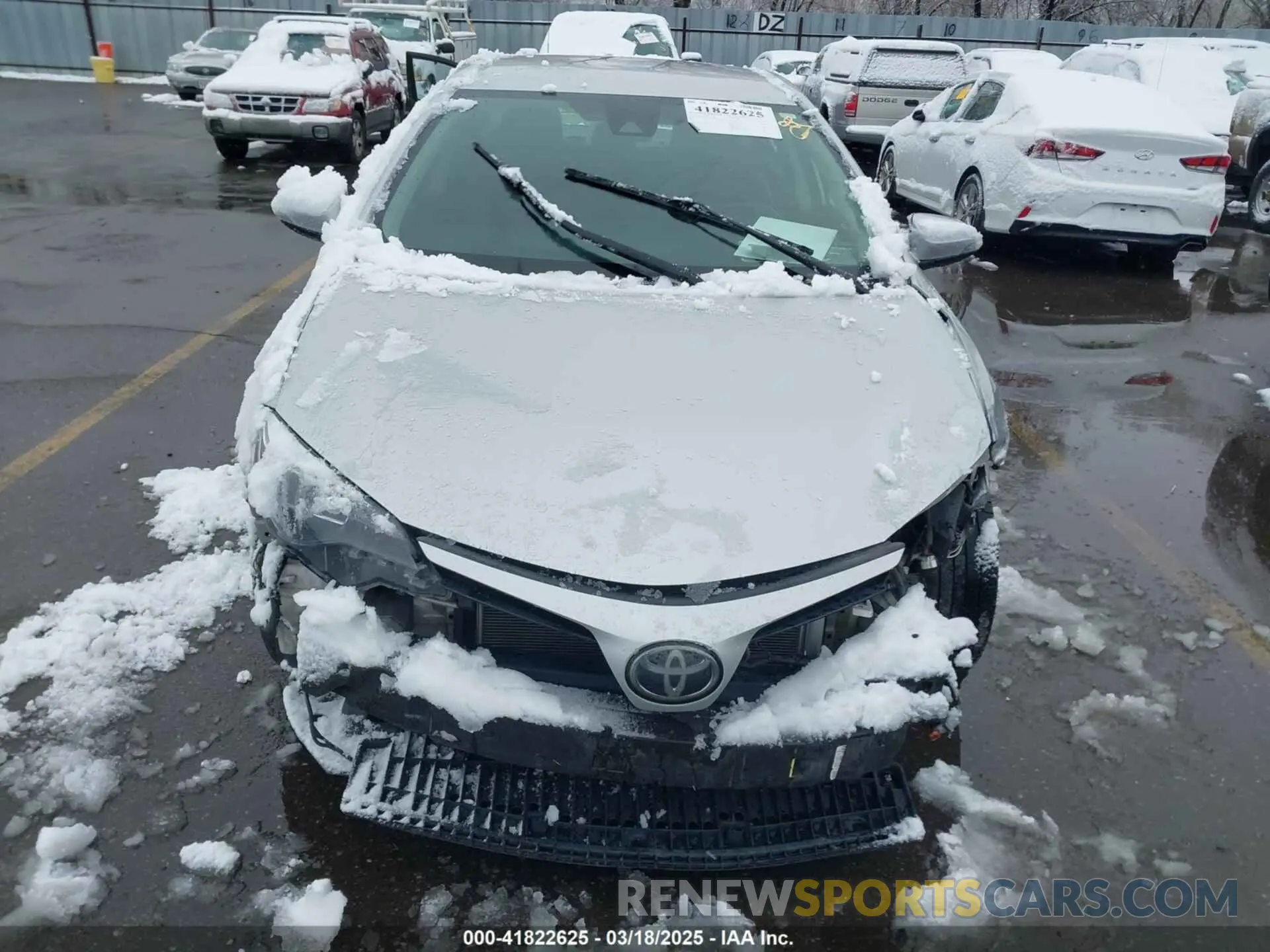 12 Photograph of a damaged car 5YFBURHE2KP910064 TOYOTA COROLLA 2019