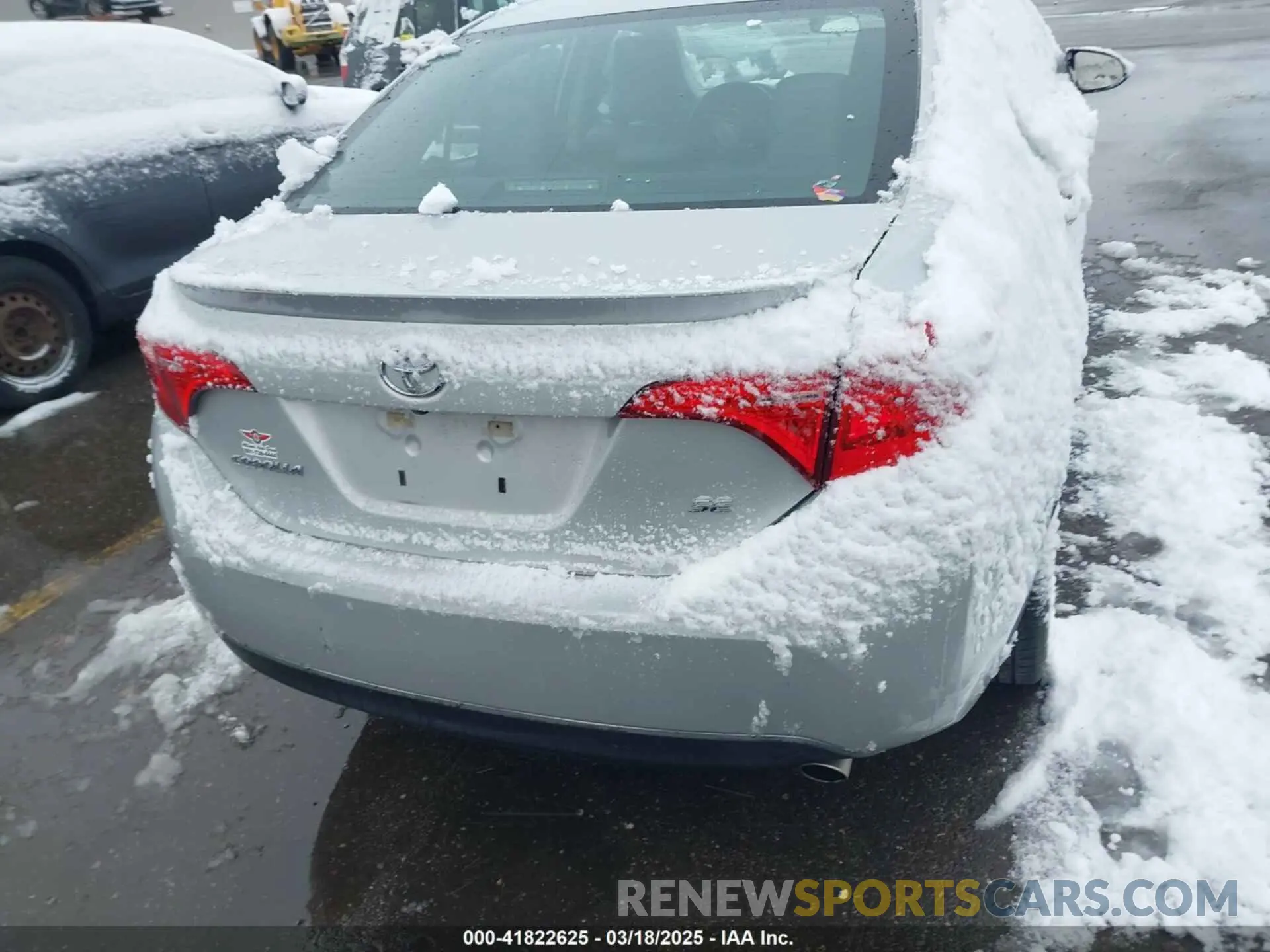 16 Photograph of a damaged car 5YFBURHE2KP910064 TOYOTA COROLLA 2019