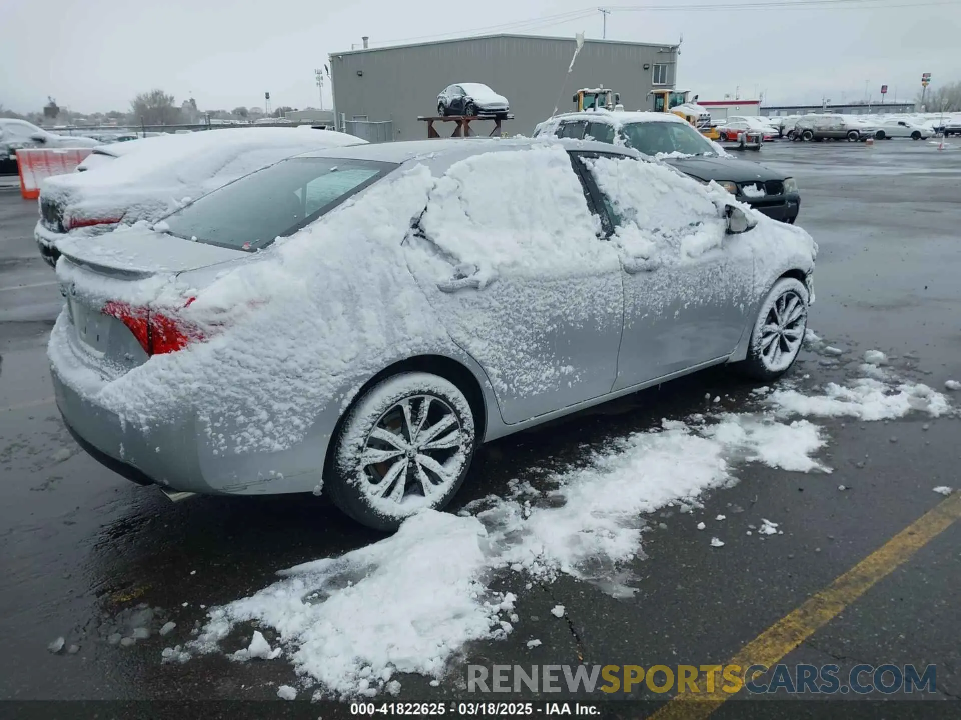 4 Photograph of a damaged car 5YFBURHE2KP910064 TOYOTA COROLLA 2019