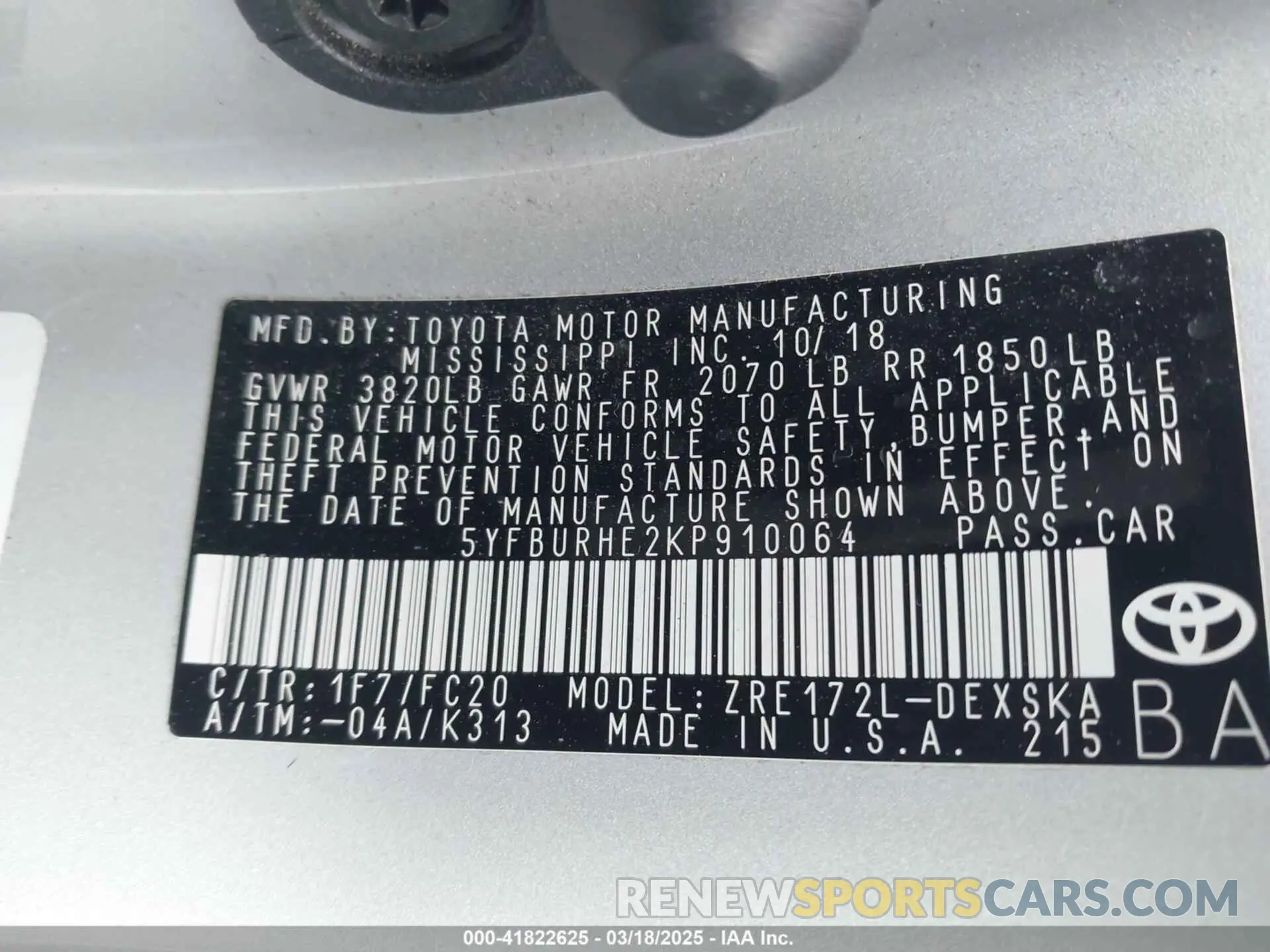 9 Photograph of a damaged car 5YFBURHE2KP910064 TOYOTA COROLLA 2019
