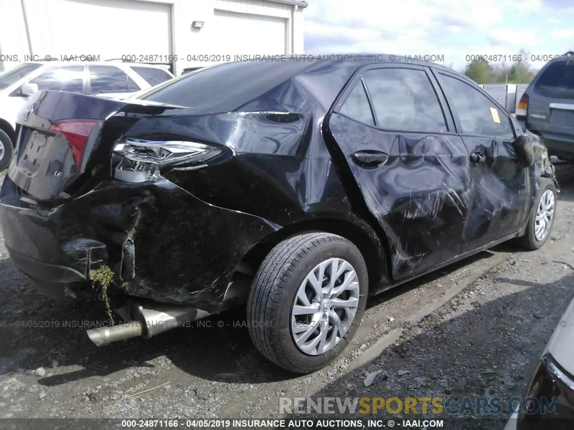 4 Photograph of a damaged car 5YFBURHE2KP911358 TOYOTA COROLLA 2019