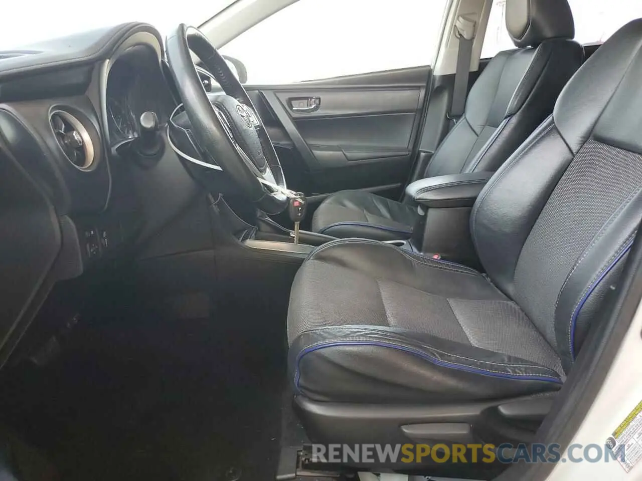 7 Photograph of a damaged car 5YFBURHE2KP915779 TOYOTA COROLLA 2019