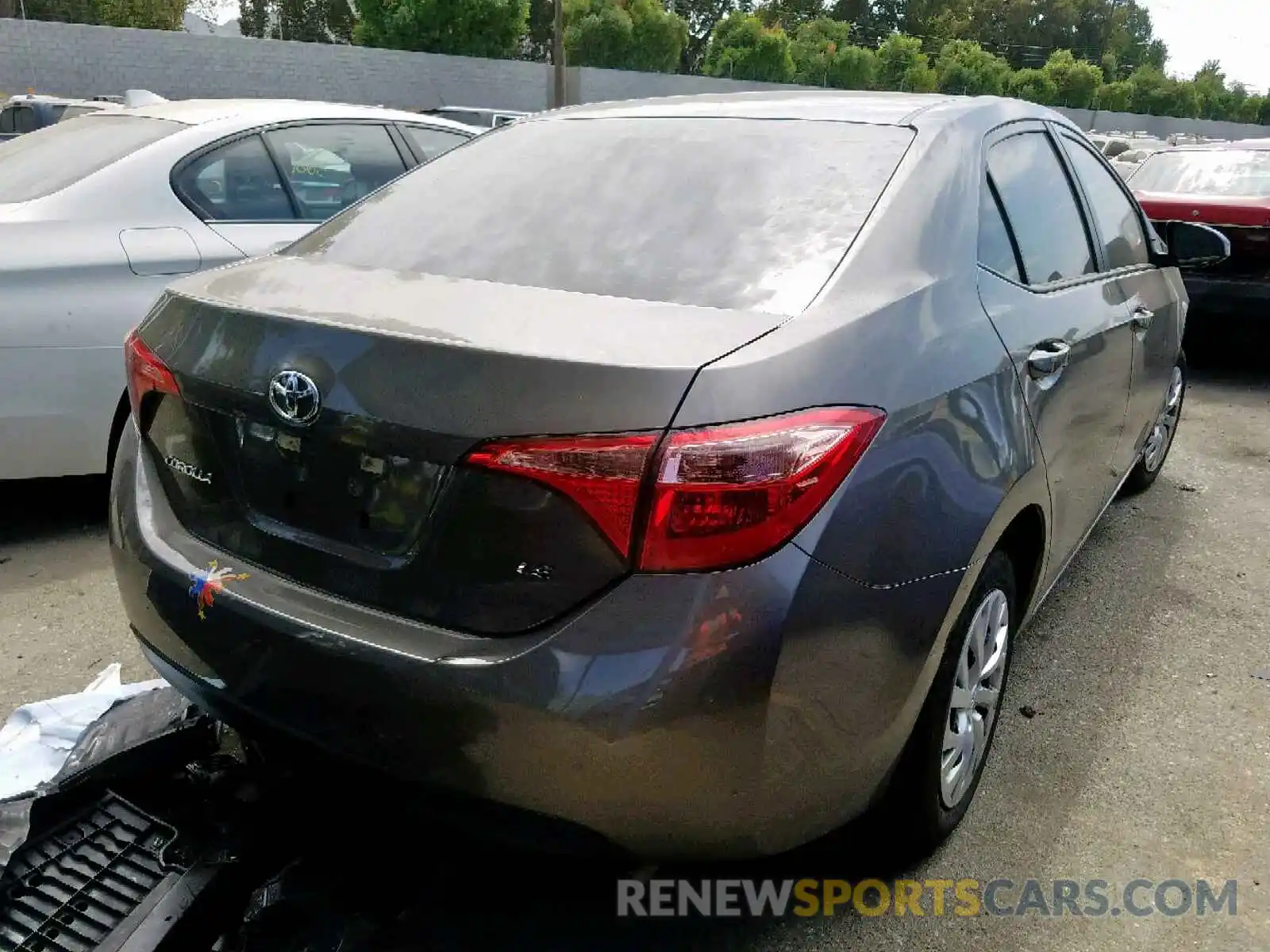 4 Photograph of a damaged car 5YFBURHE2KP916351 TOYOTA COROLLA 2019