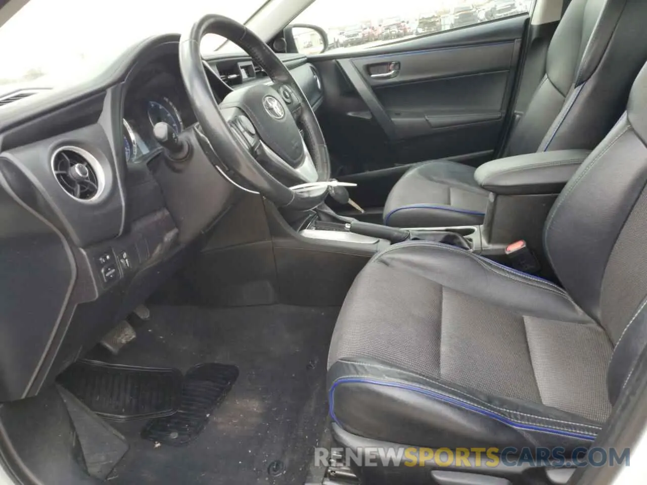 7 Photograph of a damaged car 5YFBURHE2KP919332 TOYOTA COROLLA 2019
