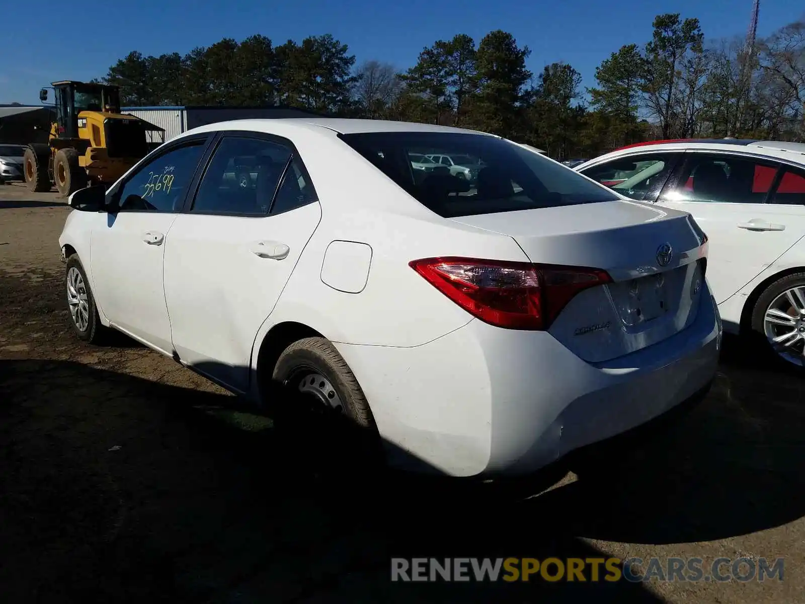 3 Photograph of a damaged car 5YFBURHE2KP919427 TOYOTA COROLLA 2019