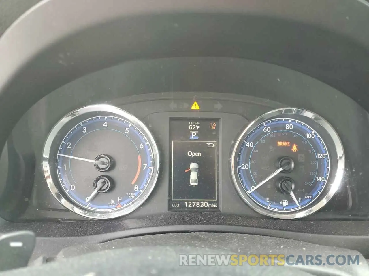 9 Photograph of a damaged car 5YFBURHE2KP920979 TOYOTA COROLLA 2019