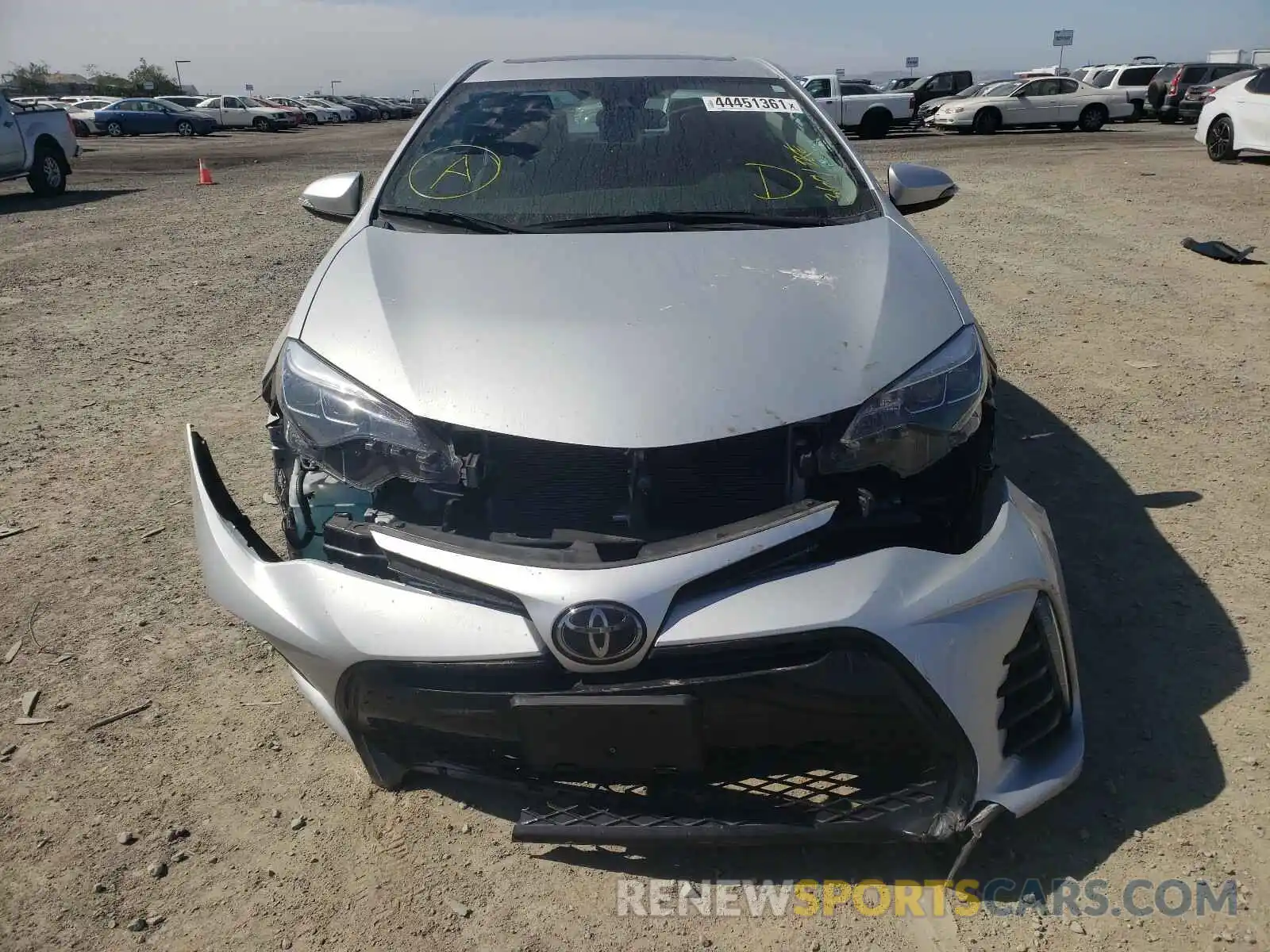 9 Photograph of a damaged car 5YFBURHE2KP921128 TOYOTA COROLLA 2019