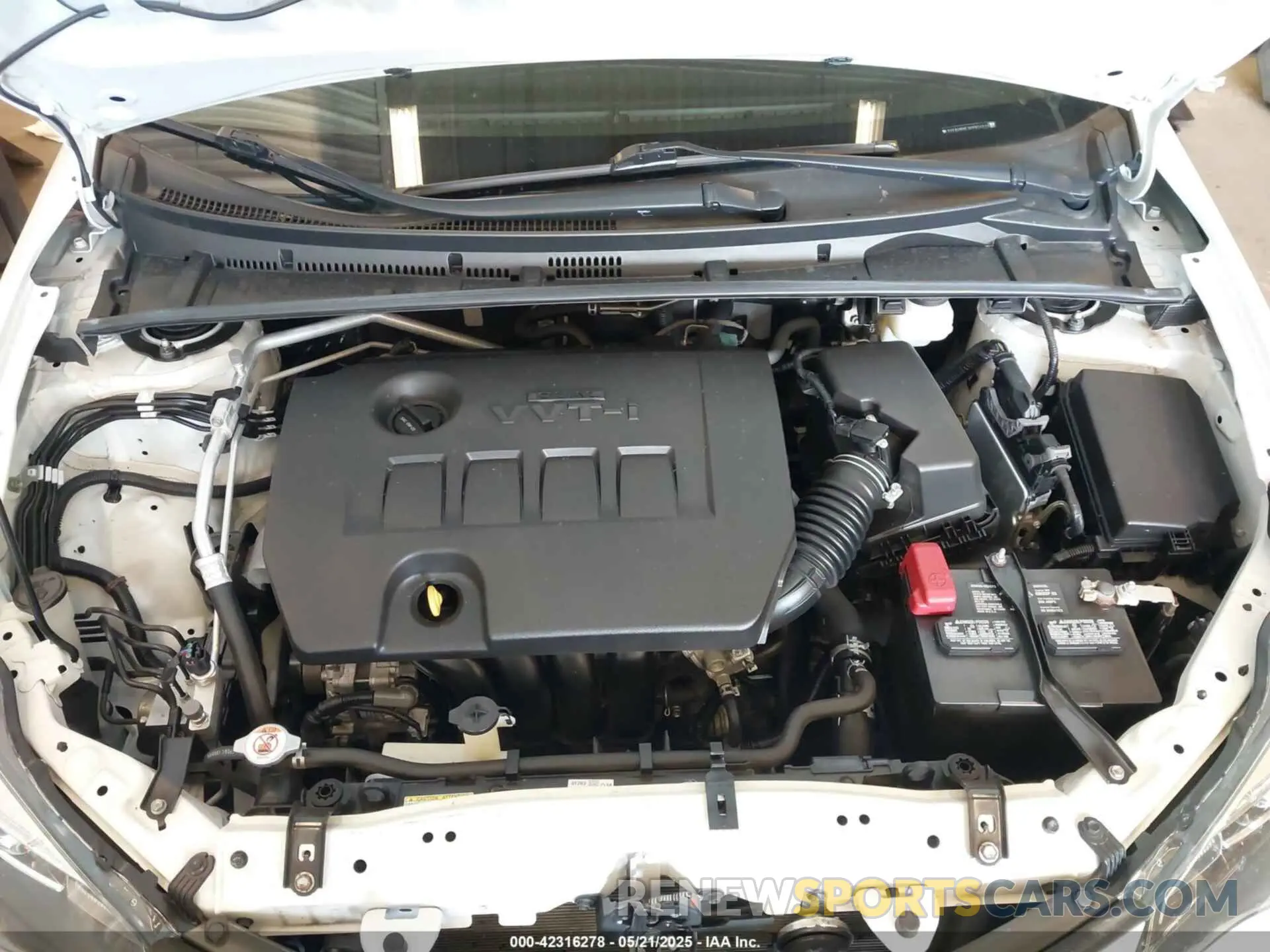 10 Photograph of a damaged car 5YFBURHE2KP924014 TOYOTA COROLLA 2019