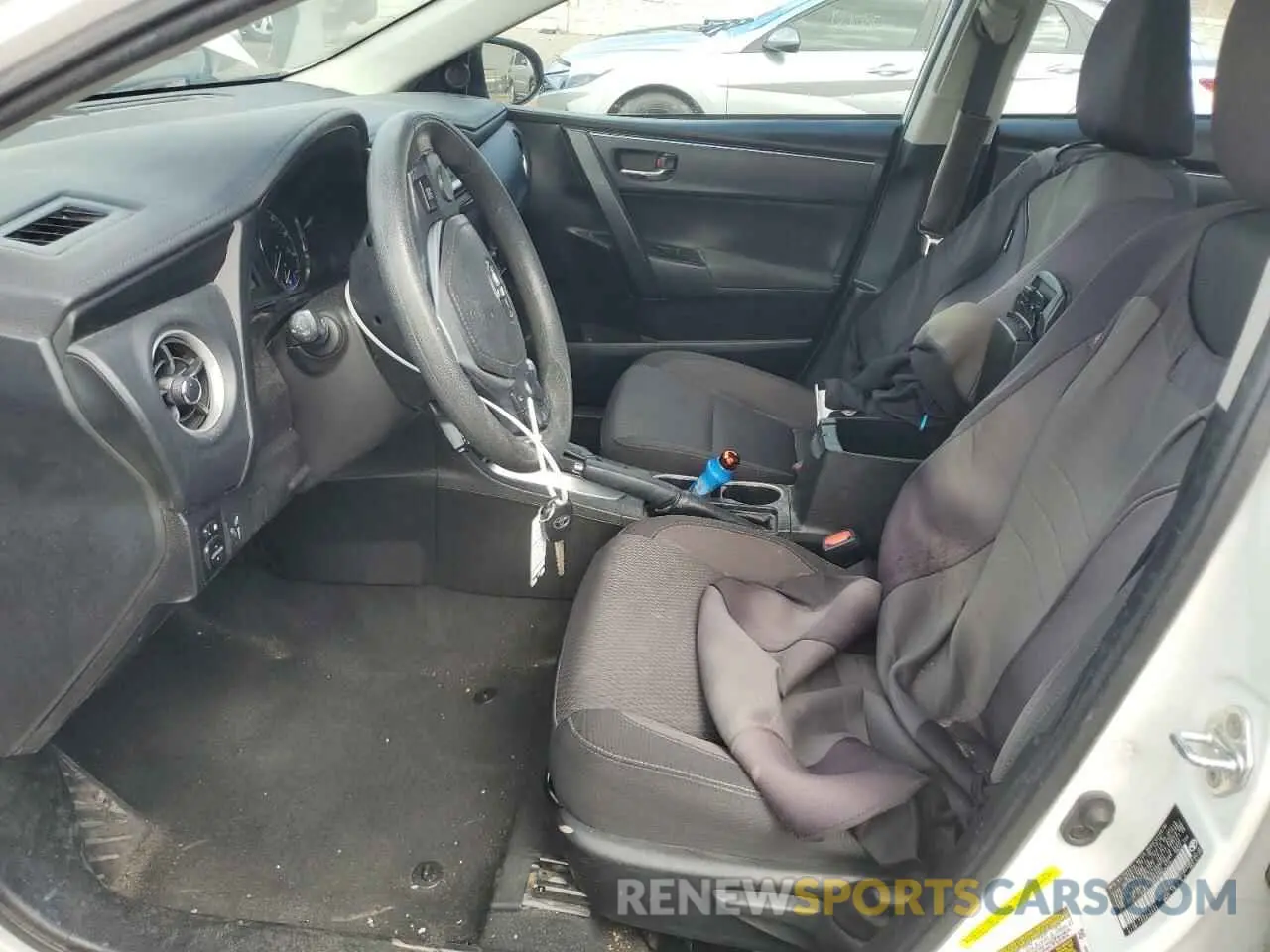 7 Photograph of a damaged car 5YFBURHE2KP924224 TOYOTA COROLLA 2019