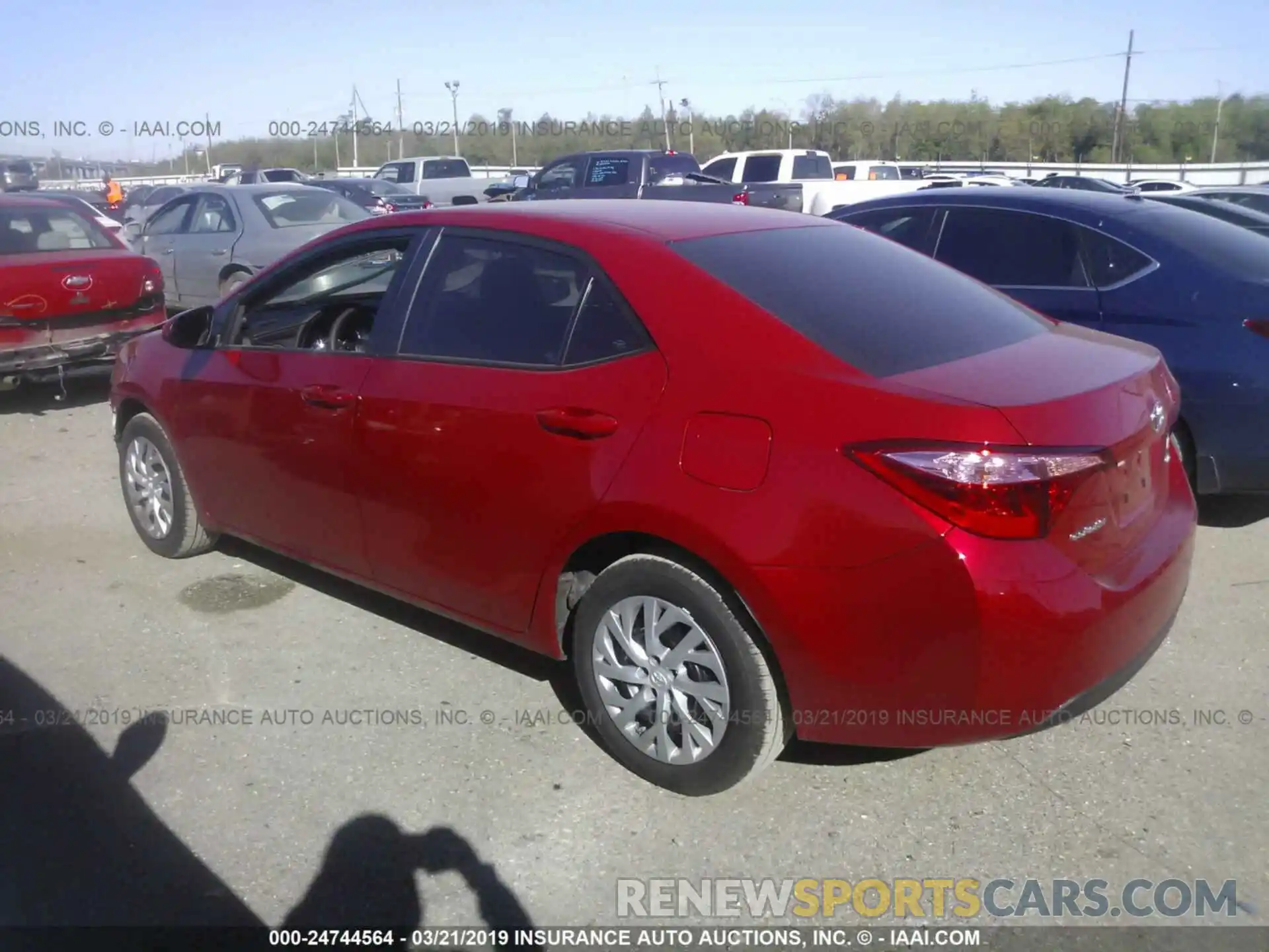 3 Photograph of a damaged car 5YFBURHE2KP929617 TOYOTA COROLLA 2019