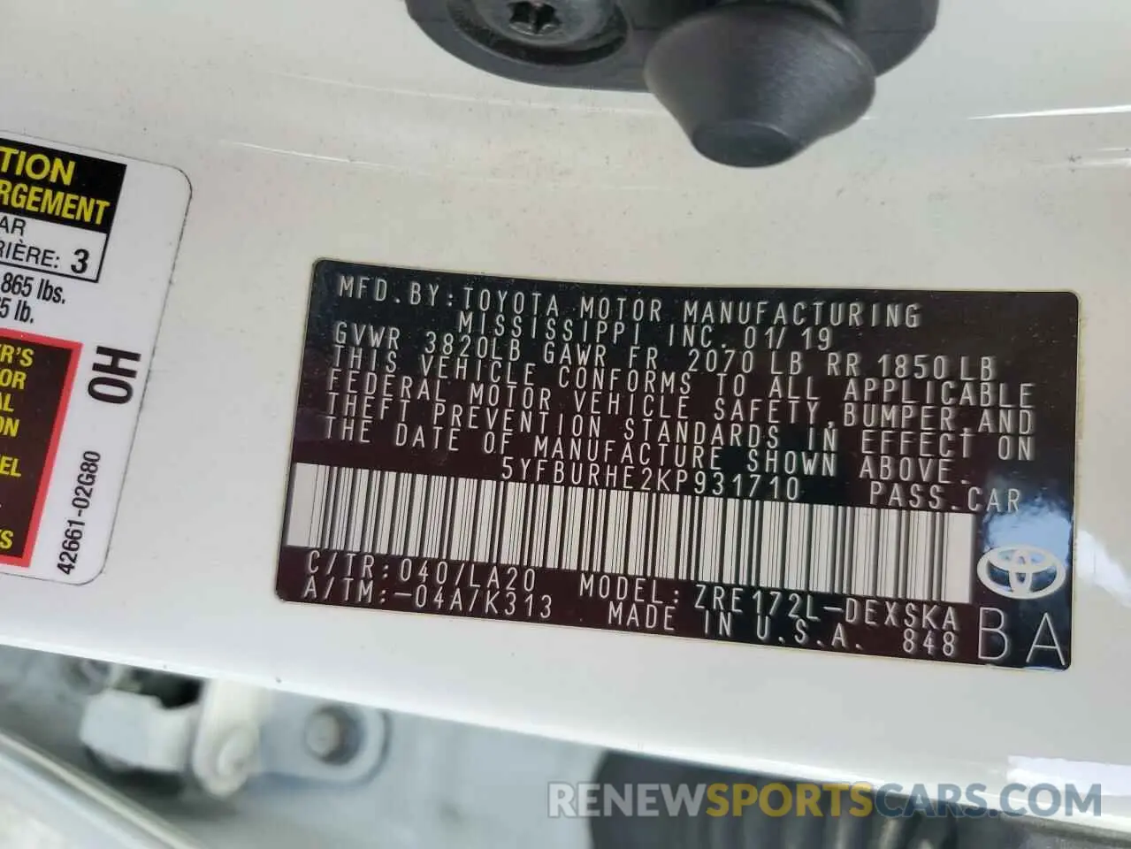 13 Photograph of a damaged car 5YFBURHE2KP931710 TOYOTA COROLLA 2019