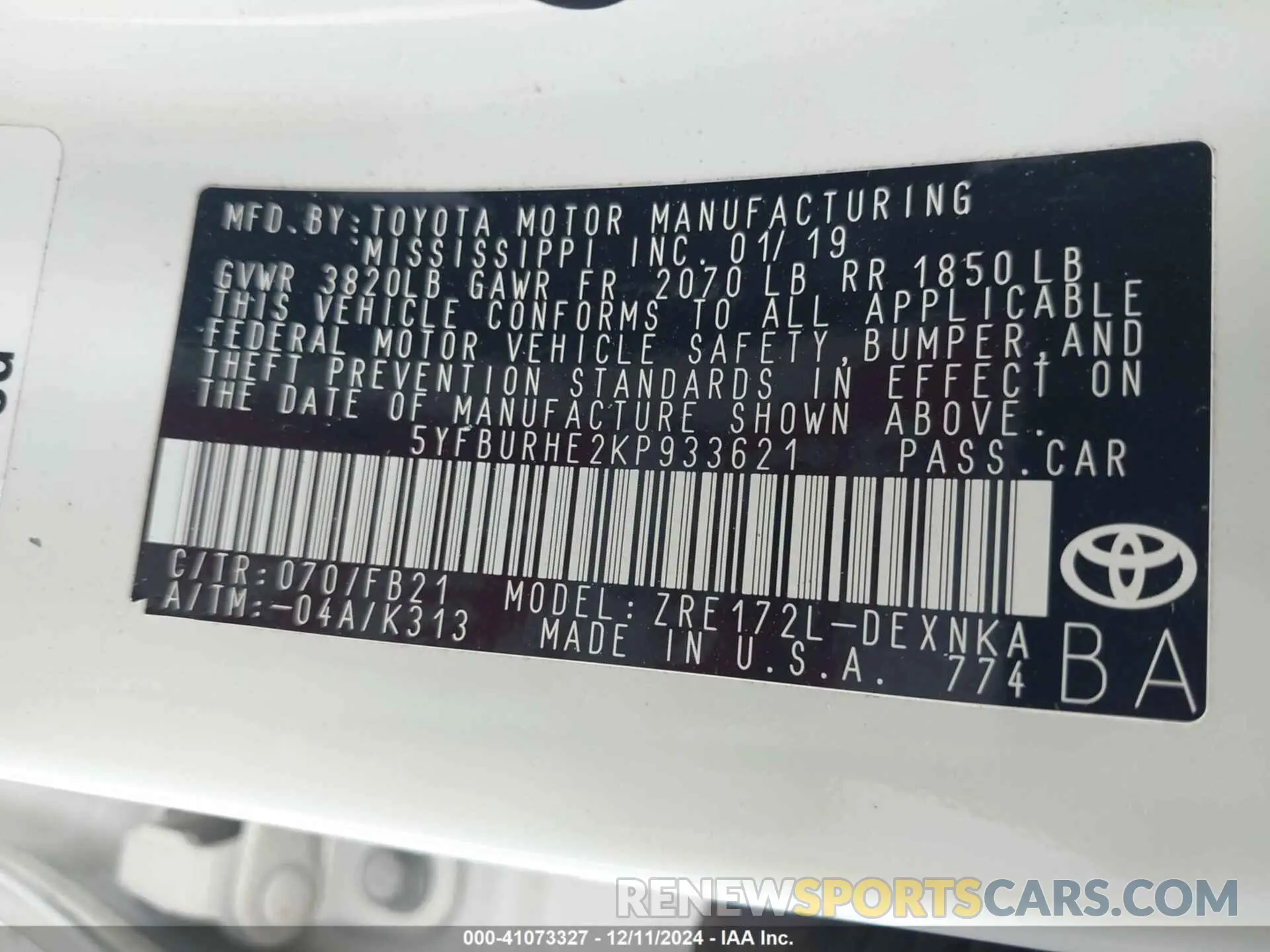 9 Photograph of a damaged car 5YFBURHE2KP933621 TOYOTA COROLLA 2019