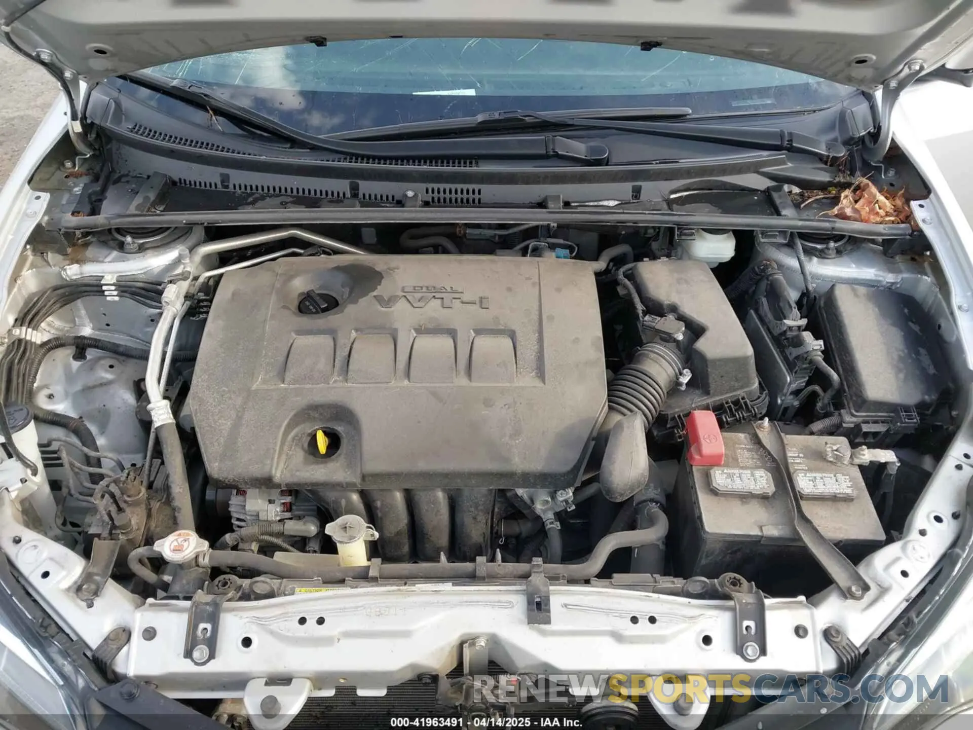 10 Photograph of a damaged car 5YFBURHE2KP934042 TOYOTA COROLLA 2019