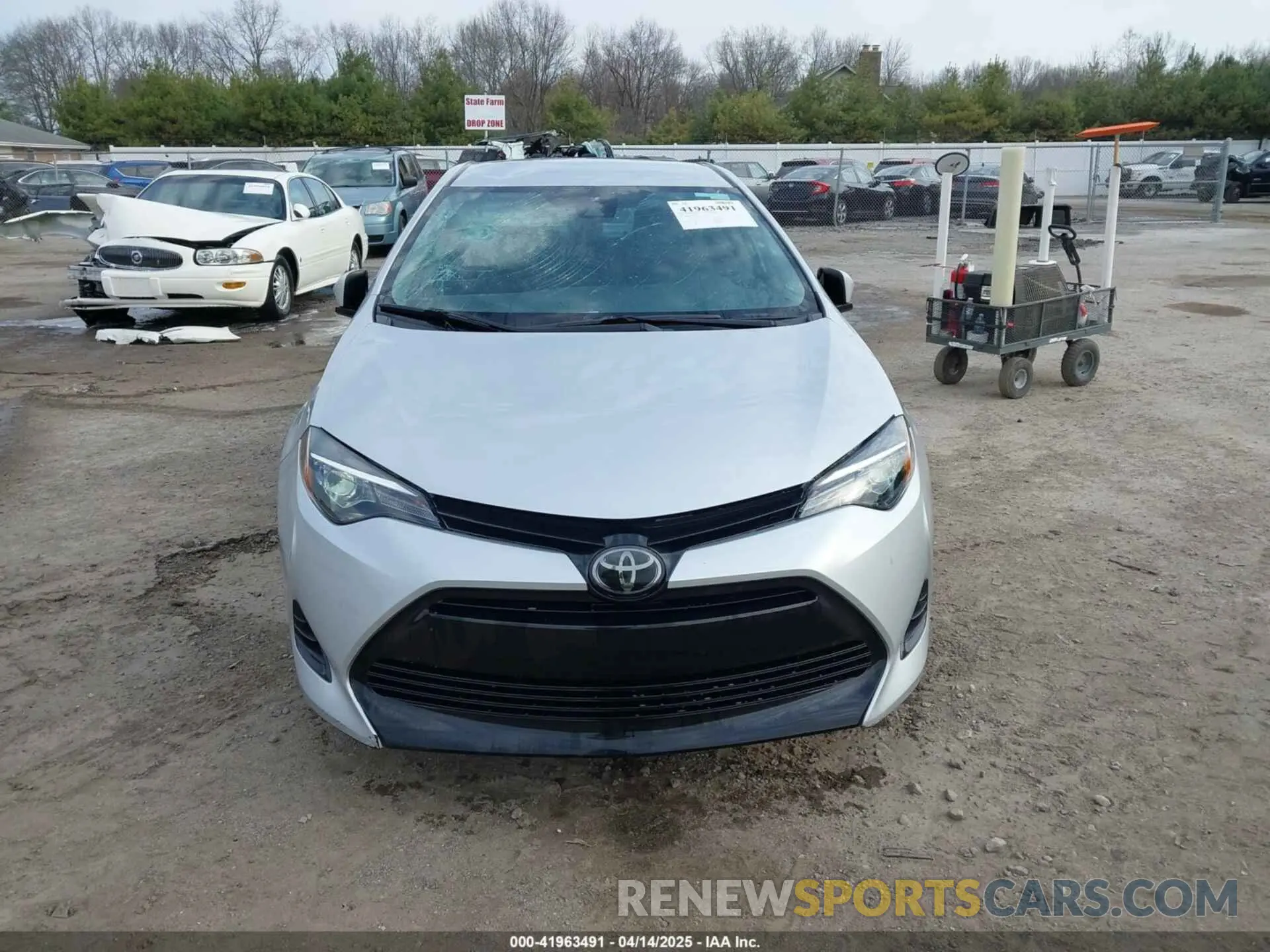 13 Photograph of a damaged car 5YFBURHE2KP934042 TOYOTA COROLLA 2019