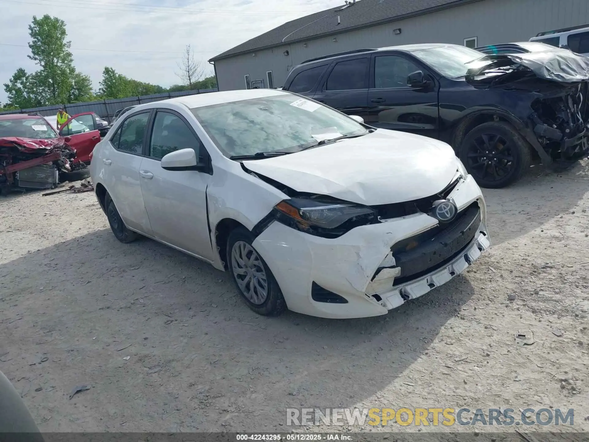 1 Photograph of a damaged car 5YFBURHE2KP935112 TOYOTA COROLLA 2019