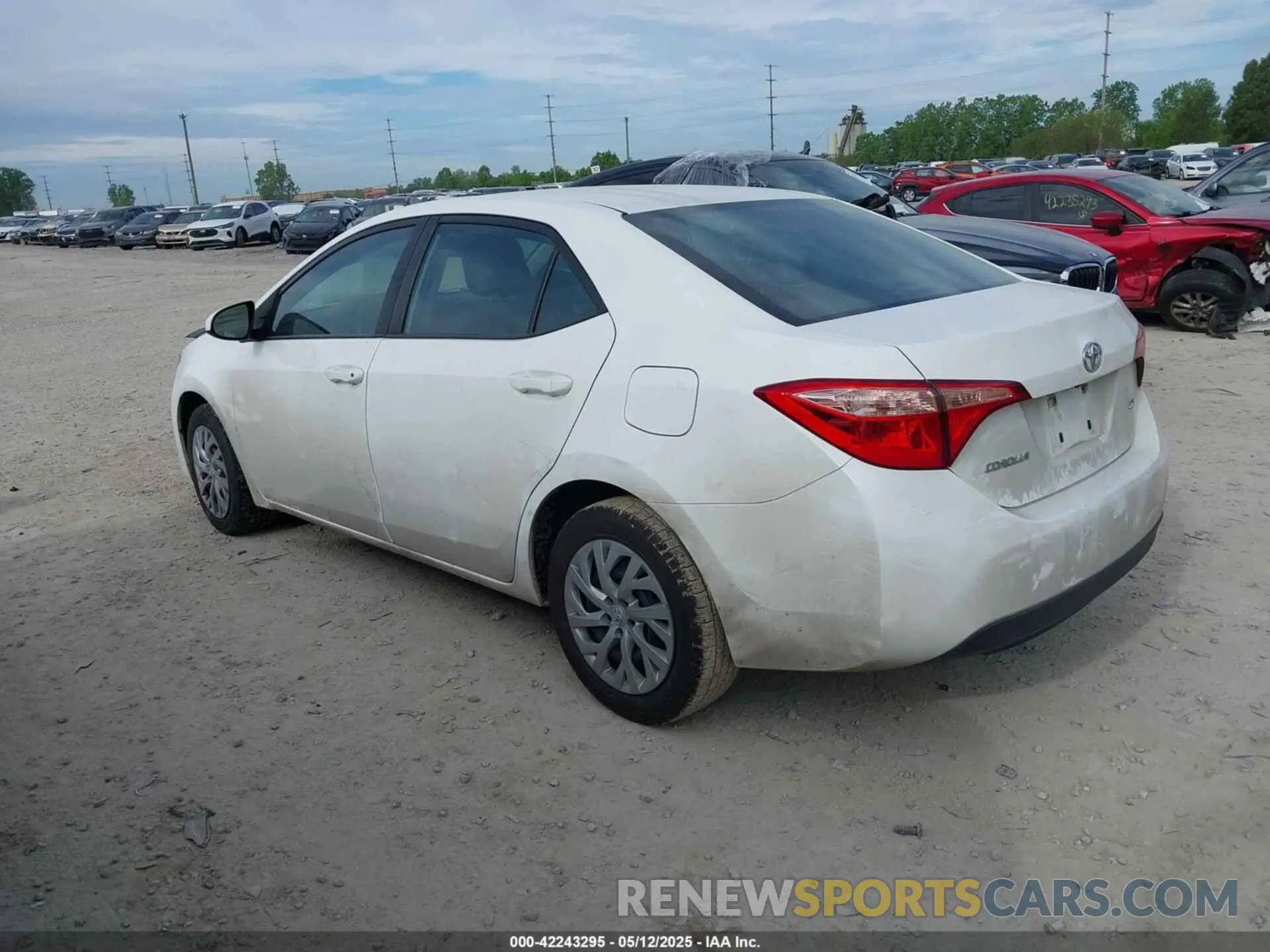 3 Photograph of a damaged car 5YFBURHE2KP935112 TOYOTA COROLLA 2019