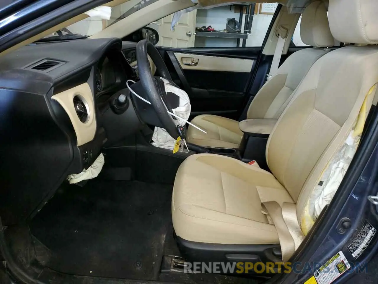 7 Photograph of a damaged car 5YFBURHE2KP936812 TOYOTA COROLLA 2019