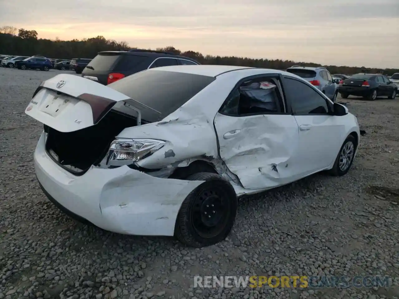 3 Photograph of a damaged car 5YFBURHE2KP937331 TOYOTA COROLLA 2019