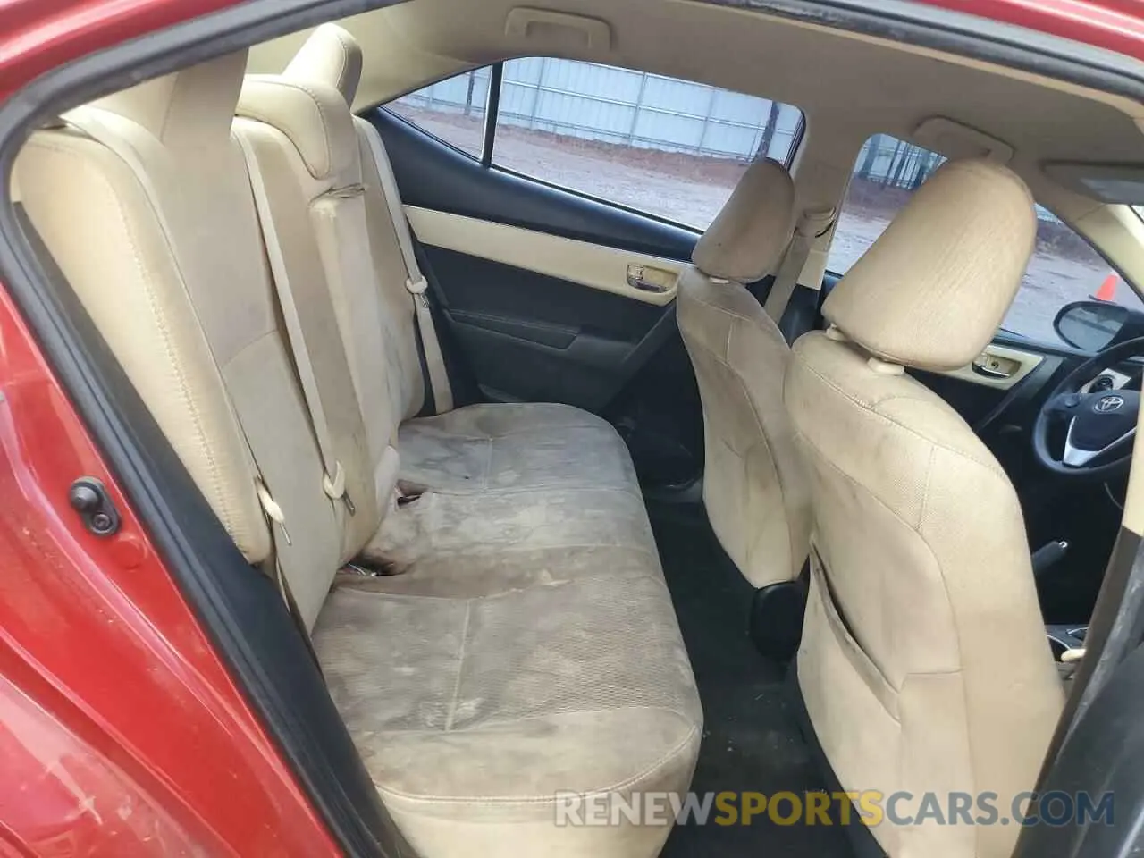 10 Photograph of a damaged car 5YFBURHE2KP939340 TOYOTA COROLLA 2019