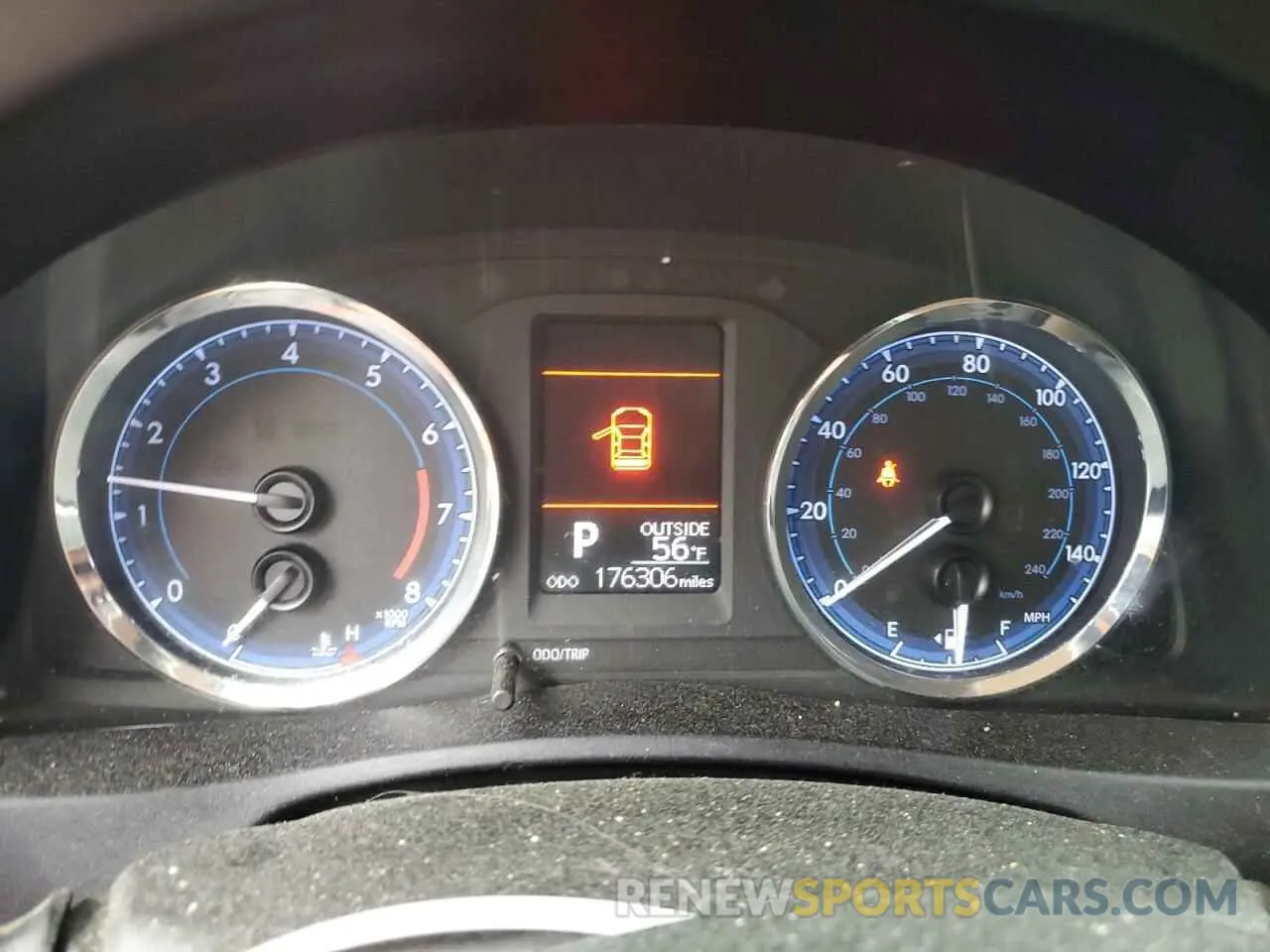 9 Photograph of a damaged car 5YFBURHE2KP939340 TOYOTA COROLLA 2019
