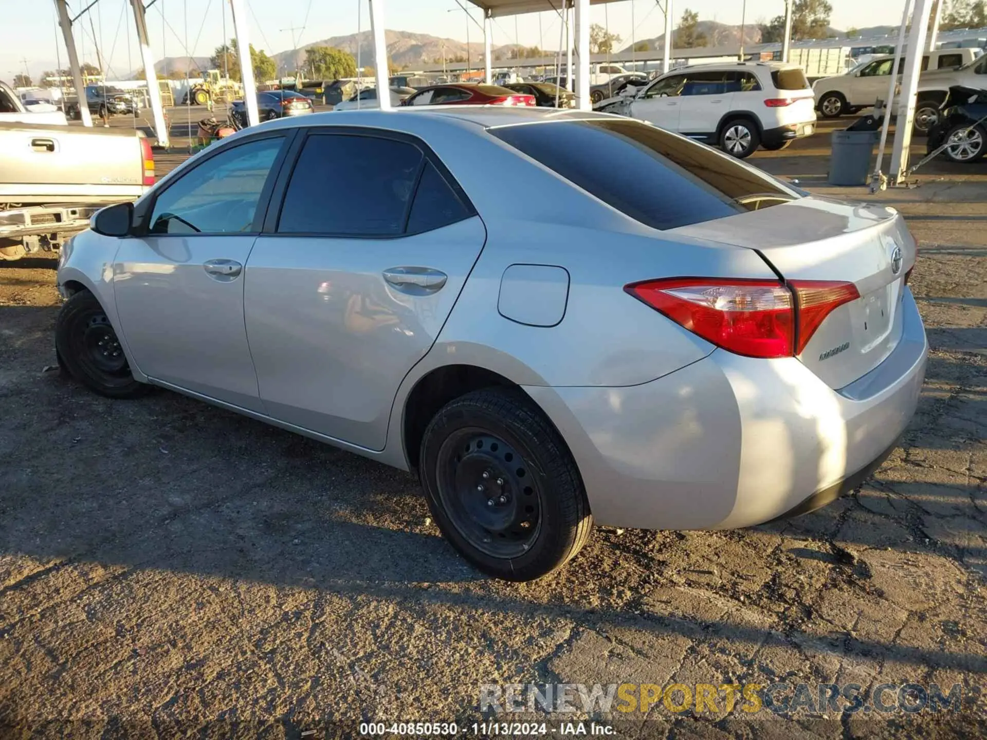 3 Photograph of a damaged car 5YFBURHE2KP940035 TOYOTA COROLLA 2019