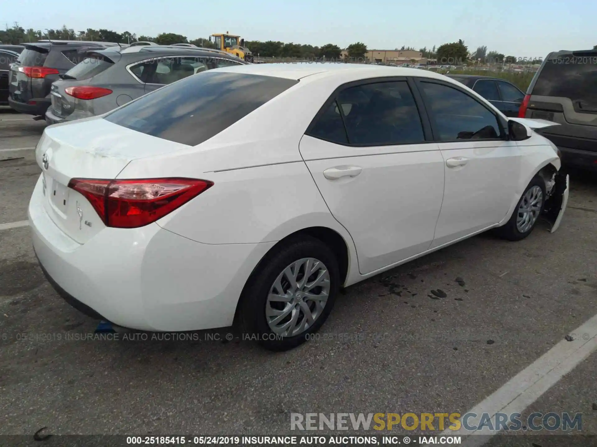 4 Photograph of a damaged car 5YFBURHE2KP942464 TOYOTA COROLLA 2019