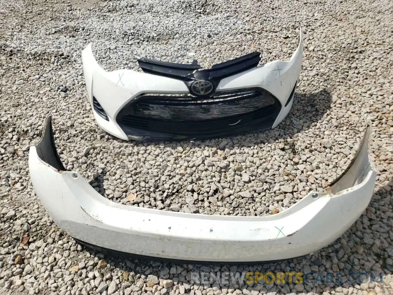 12 Photograph of a damaged car 5YFBURHE2KP944506 TOYOTA COROLLA 2019