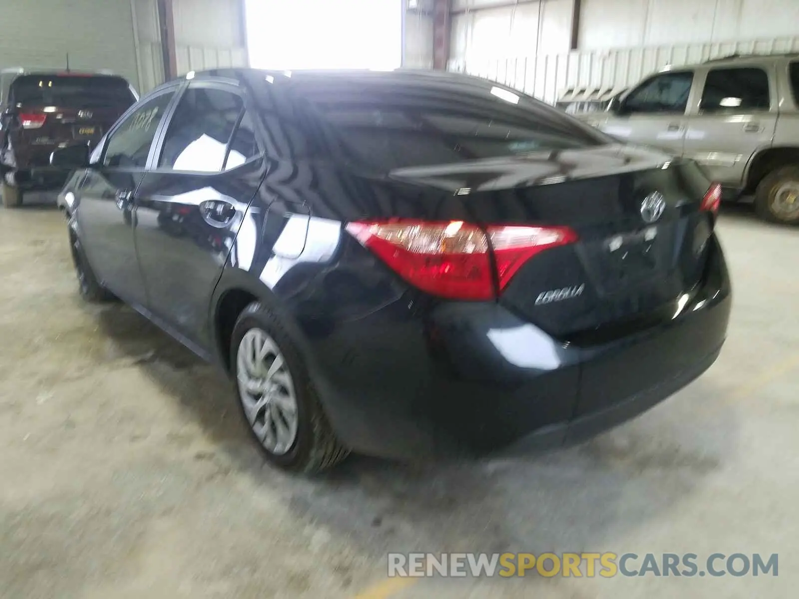 3 Photograph of a damaged car 5YFBURHE2KP946661 TOYOTA COROLLA 2019