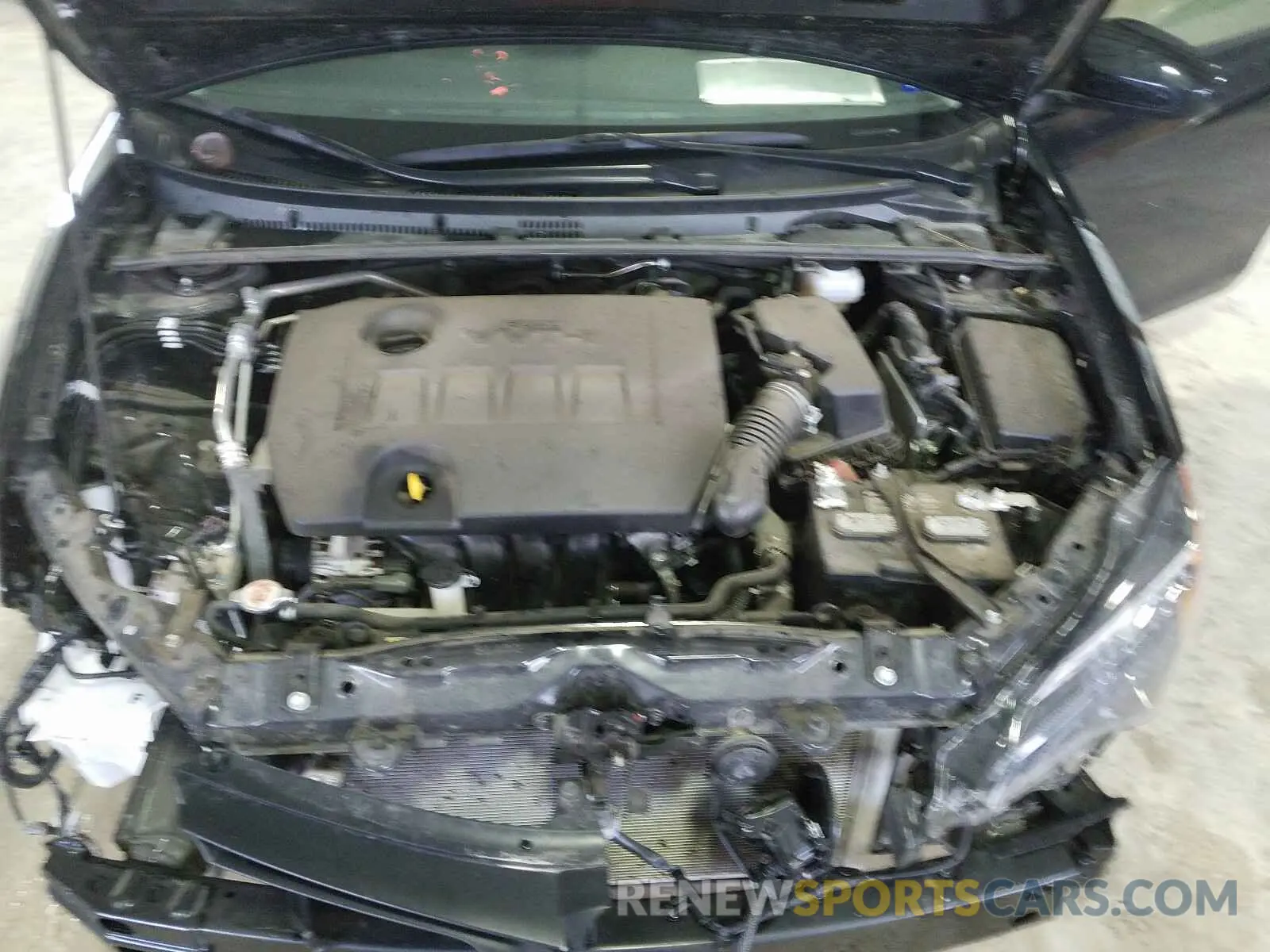 7 Photograph of a damaged car 5YFBURHE2KP946661 TOYOTA COROLLA 2019