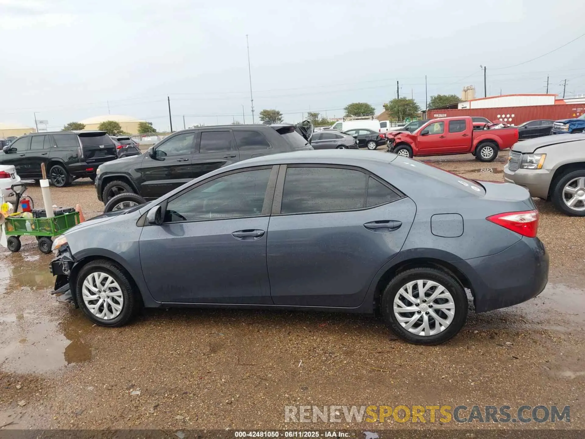 15 Photograph of a damaged car 5YFBURHE2KP948247 TOYOTA COROLLA 2019