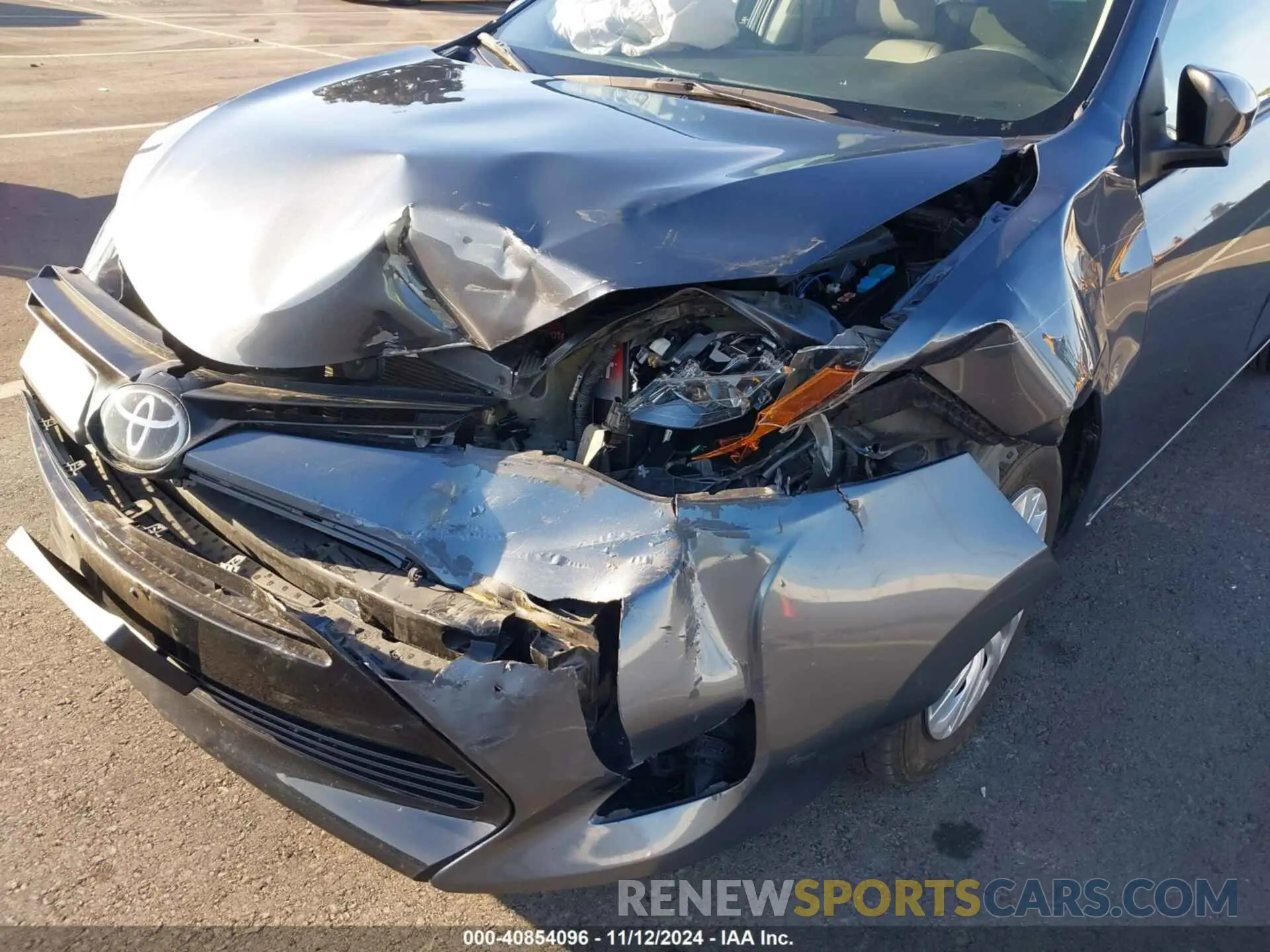 6 Photograph of a damaged car 5YFBURHE2KP949964 TOYOTA COROLLA 2019