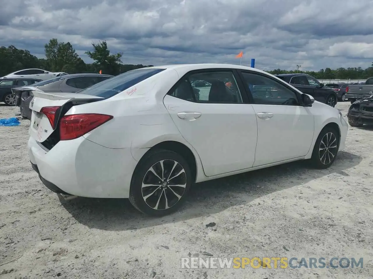 3 Photograph of a damaged car 5YFBURHE3KP858170 TOYOTA COROLLA 2019