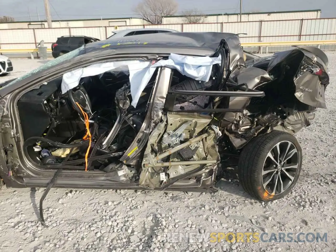 9 Photograph of a damaged car 5YFBURHE3KP860016 TOYOTA COROLLA 2019