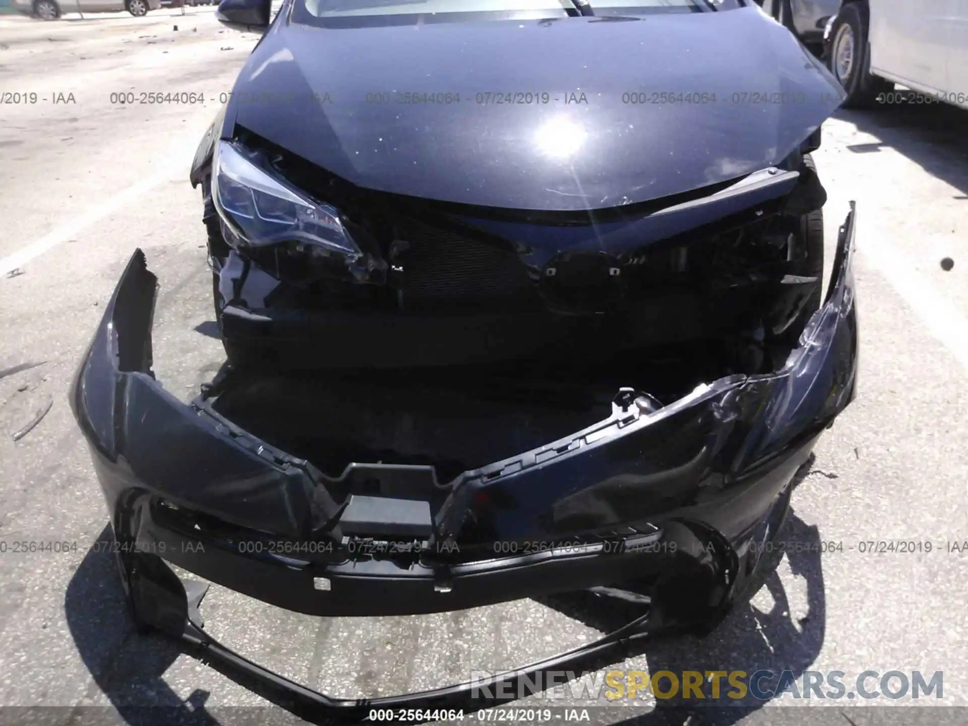 6 Photograph of a damaged car 5YFBURHE3KP862722 TOYOTA COROLLA 2019