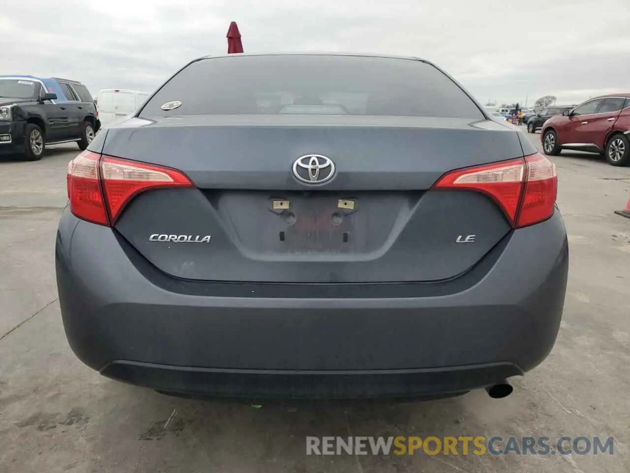 6 Photograph of a damaged car 5YFBURHE3KP863840 TOYOTA COROLLA 2019