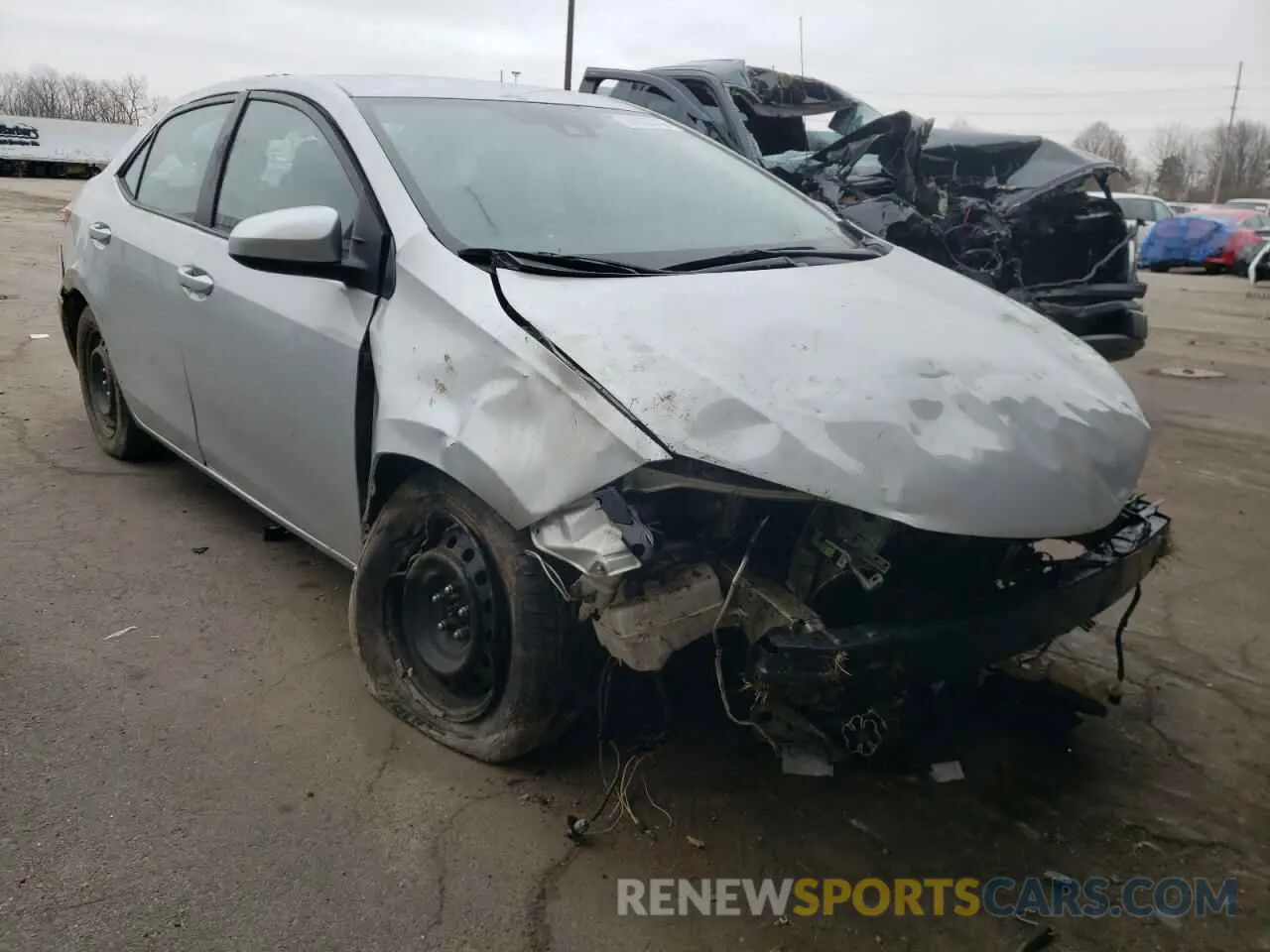 4 Photograph of a damaged car 5YFBURHE3KP864065 TOYOTA COROLLA 2019