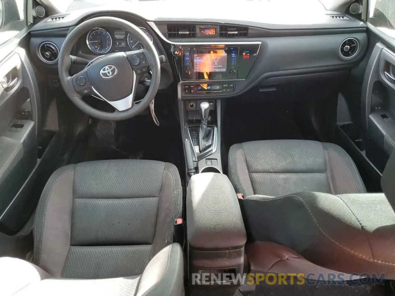 8 Photograph of a damaged car 5YFBURHE3KP866897 TOYOTA COROLLA 2019