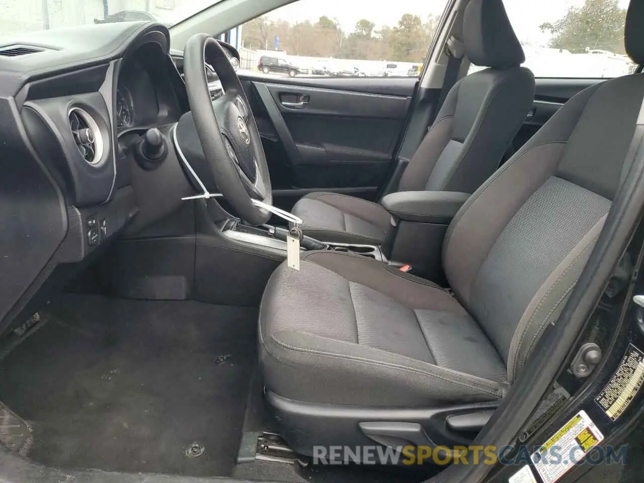 7 Photograph of a damaged car 5YFBURHE3KP866964 TOYOTA COROLLA 2019