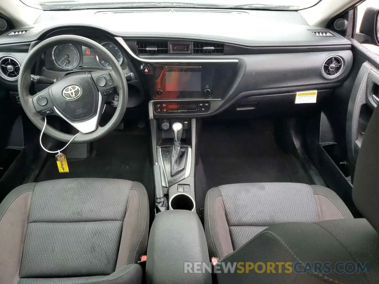 8 Photograph of a damaged car 5YFBURHE3KP866964 TOYOTA COROLLA 2019