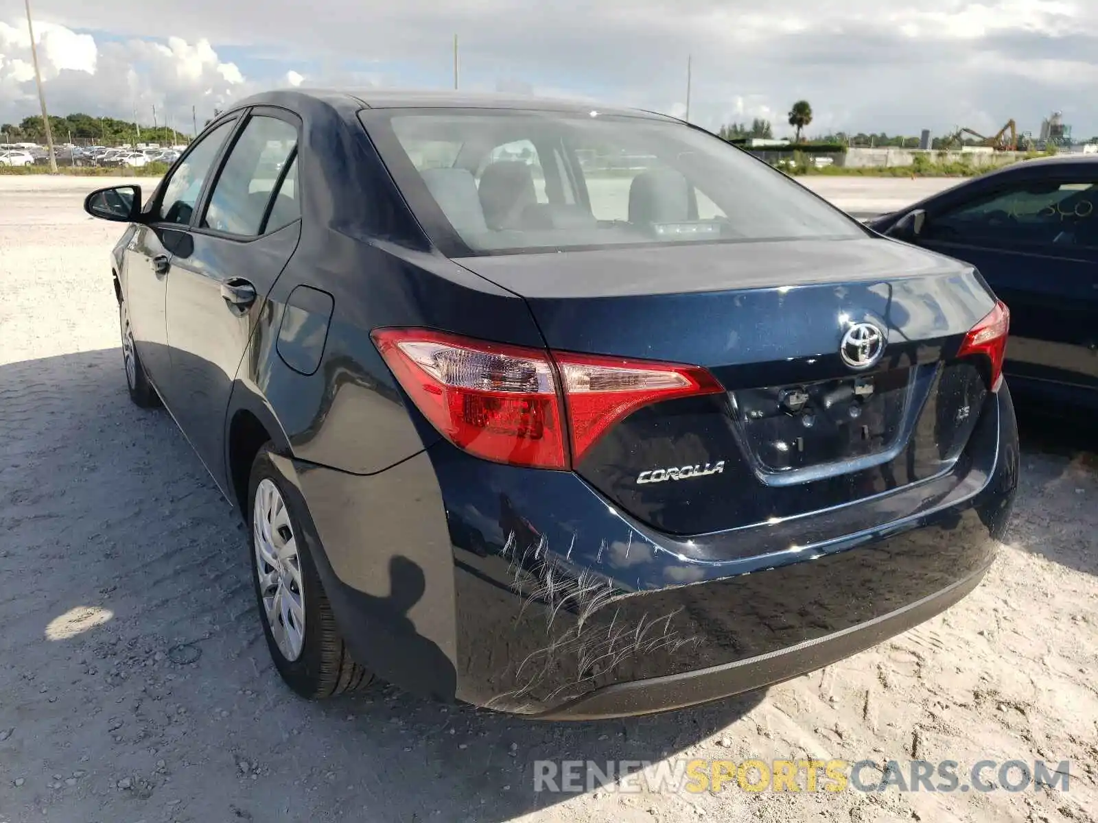 3 Photograph of a damaged car 5YFBURHE3KP873929 TOYOTA COROLLA 2019