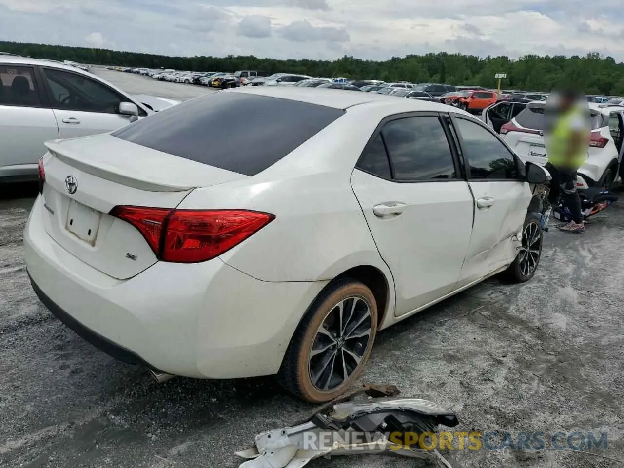 3 Photograph of a damaged car 5YFBURHE3KP874448 TOYOTA COROLLA 2019