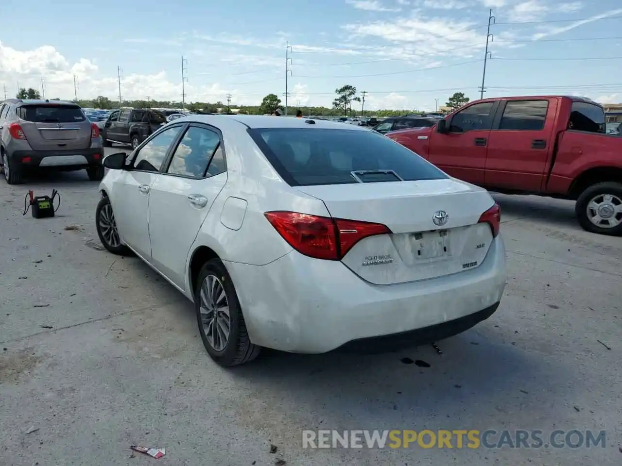 3 Photograph of a damaged car 5YFBURHE3KP878015 TOYOTA COROLLA 2019